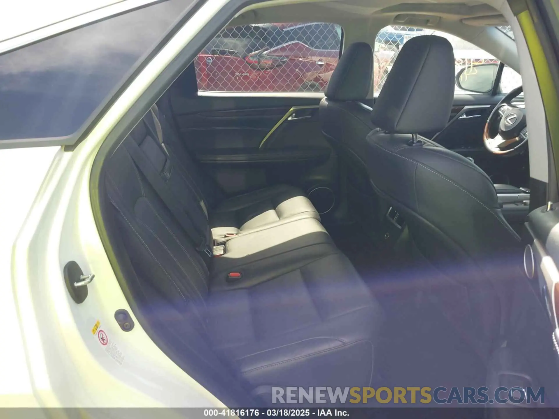 8 fotografías del automóvil dañado 2T2BZMCA7KC175473 LEXUS RX 350 2019