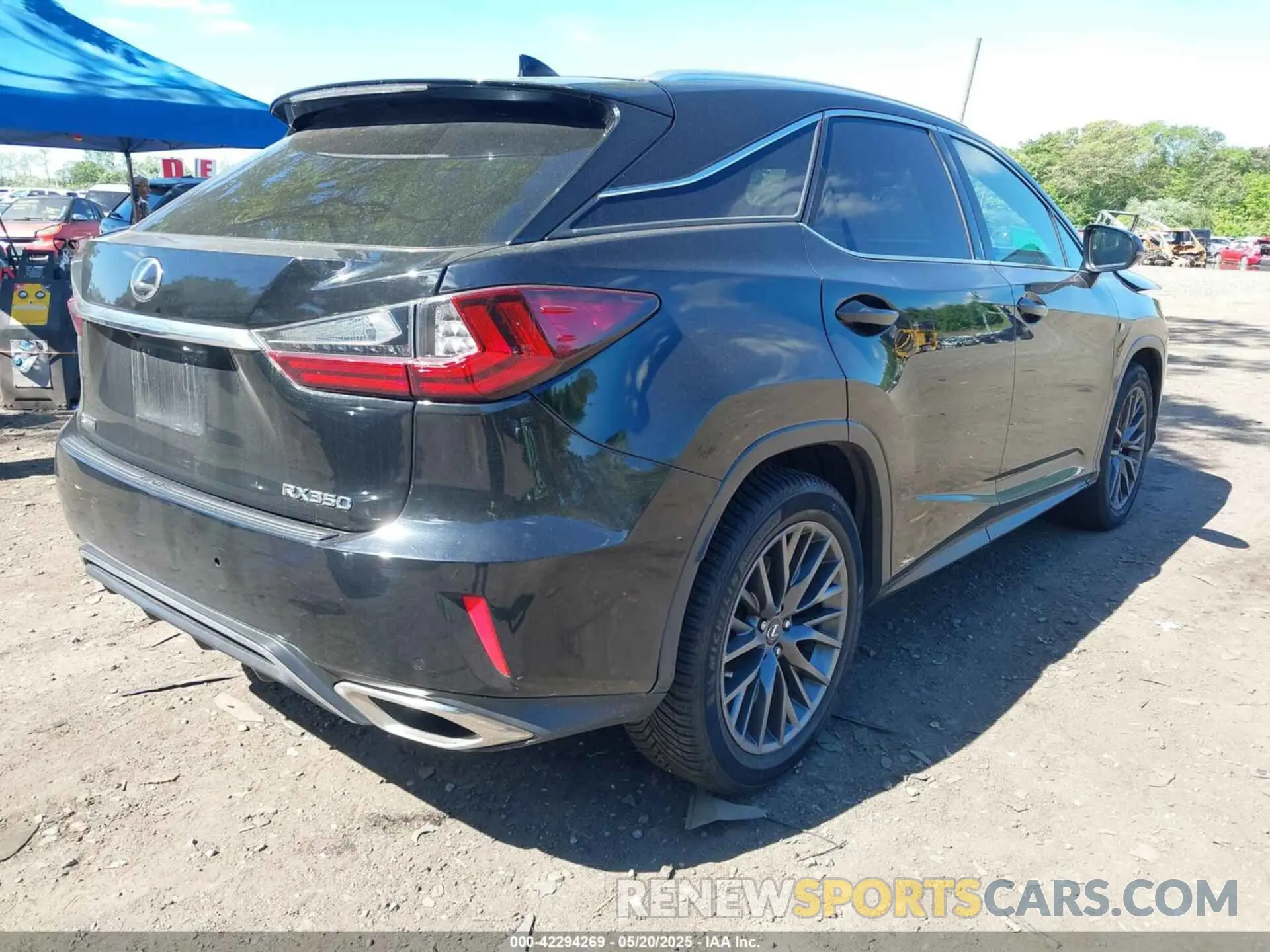 4 fotografías del automóvil dañado 2T2BZMCA8KC211025 LEXUS RX 350 2019