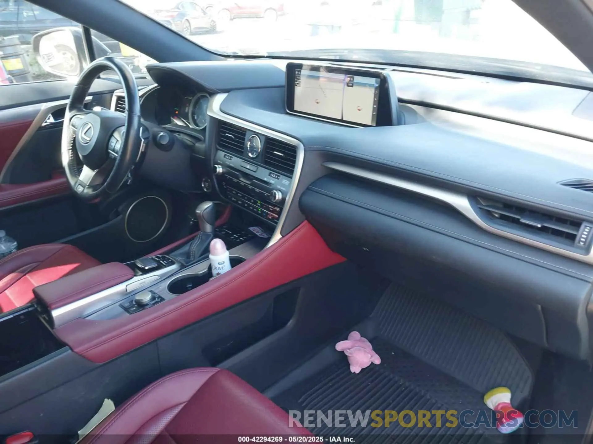 5 fotografías del automóvil dañado 2T2BZMCA8KC211025 LEXUS RX 350 2019
