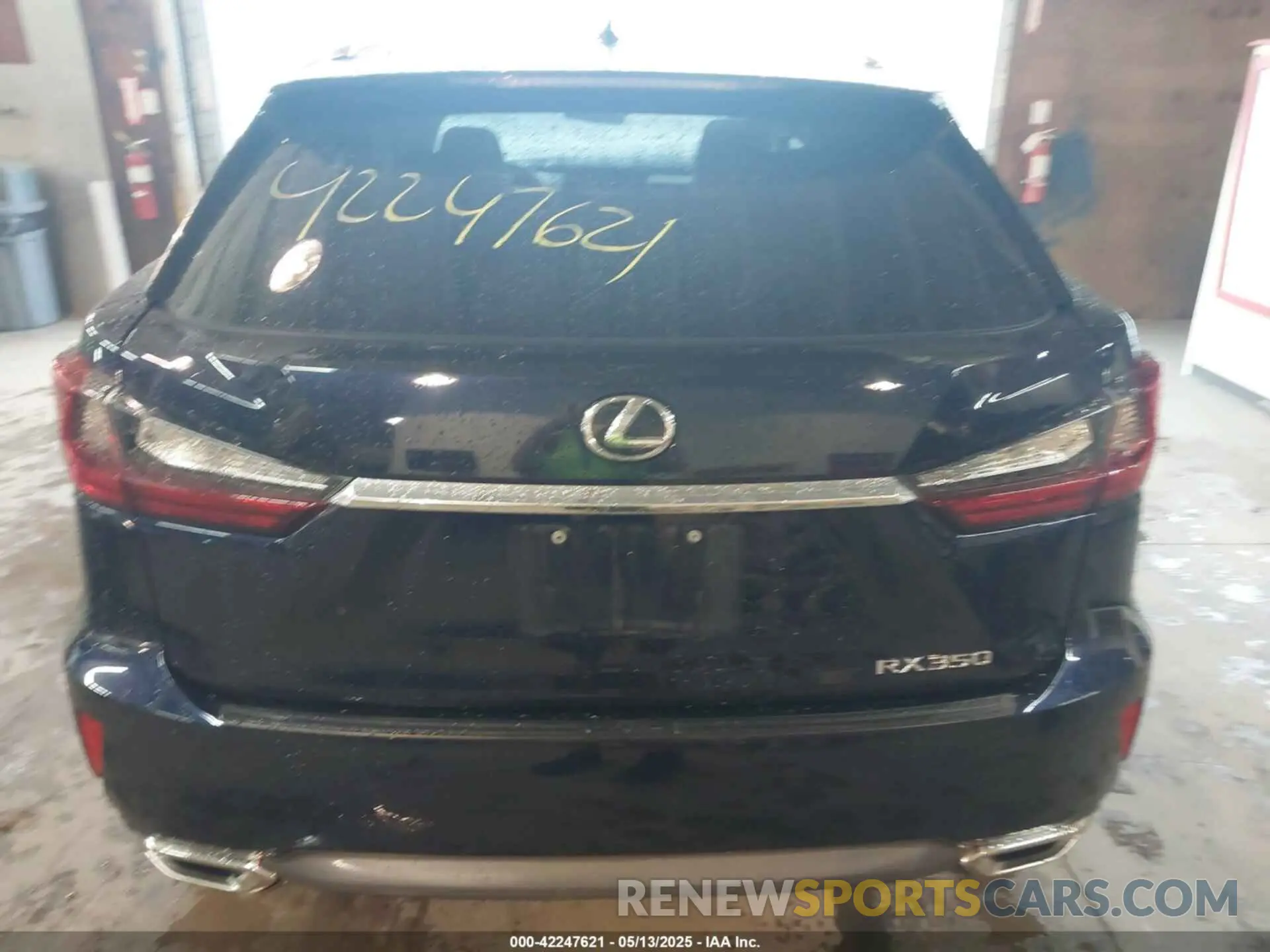 16 fotografías del automóvil dañado 2T2BZMCA9KC194736 LEXUS RX 350 2019