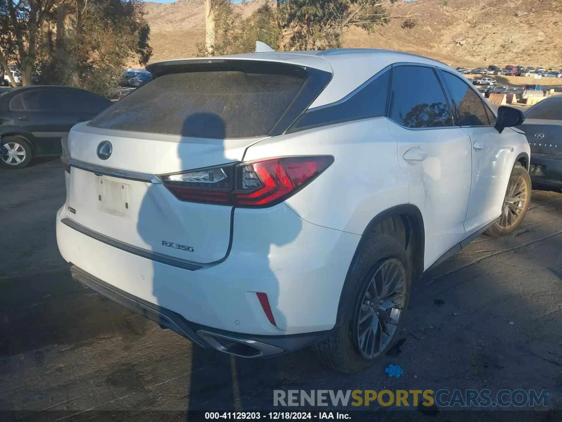 4 fotografías del automóvil dañado 2T2BZMCAXKC169053 LEXUS RX 350 2019