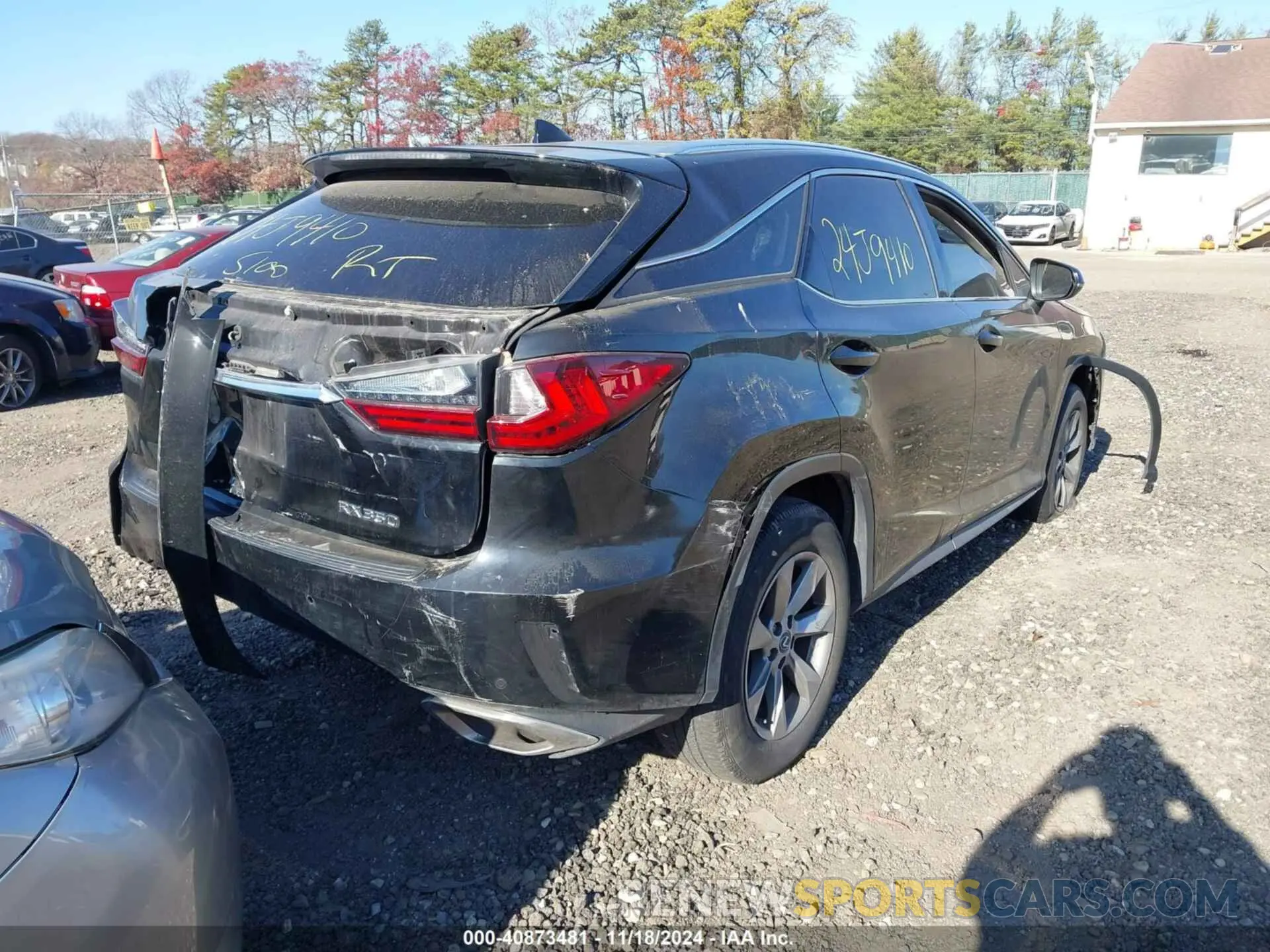 4 fotografías del automóvil dañado 2T2BZMCAXKC190288 LEXUS RX 350 2019
