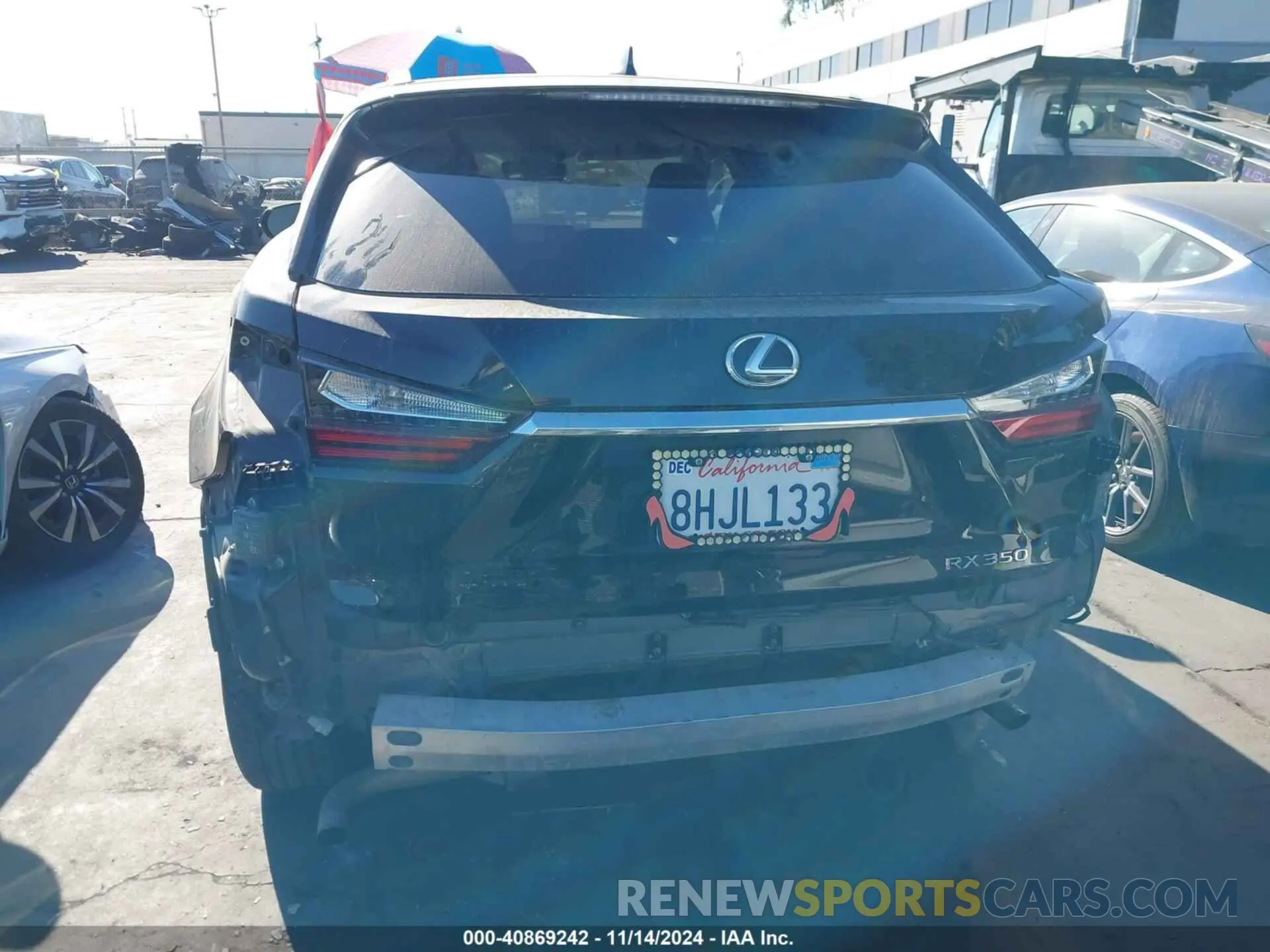 17 fotografías del automóvil dañado 2T2ZZMCA0KC123522 LEXUS RX 350 2019