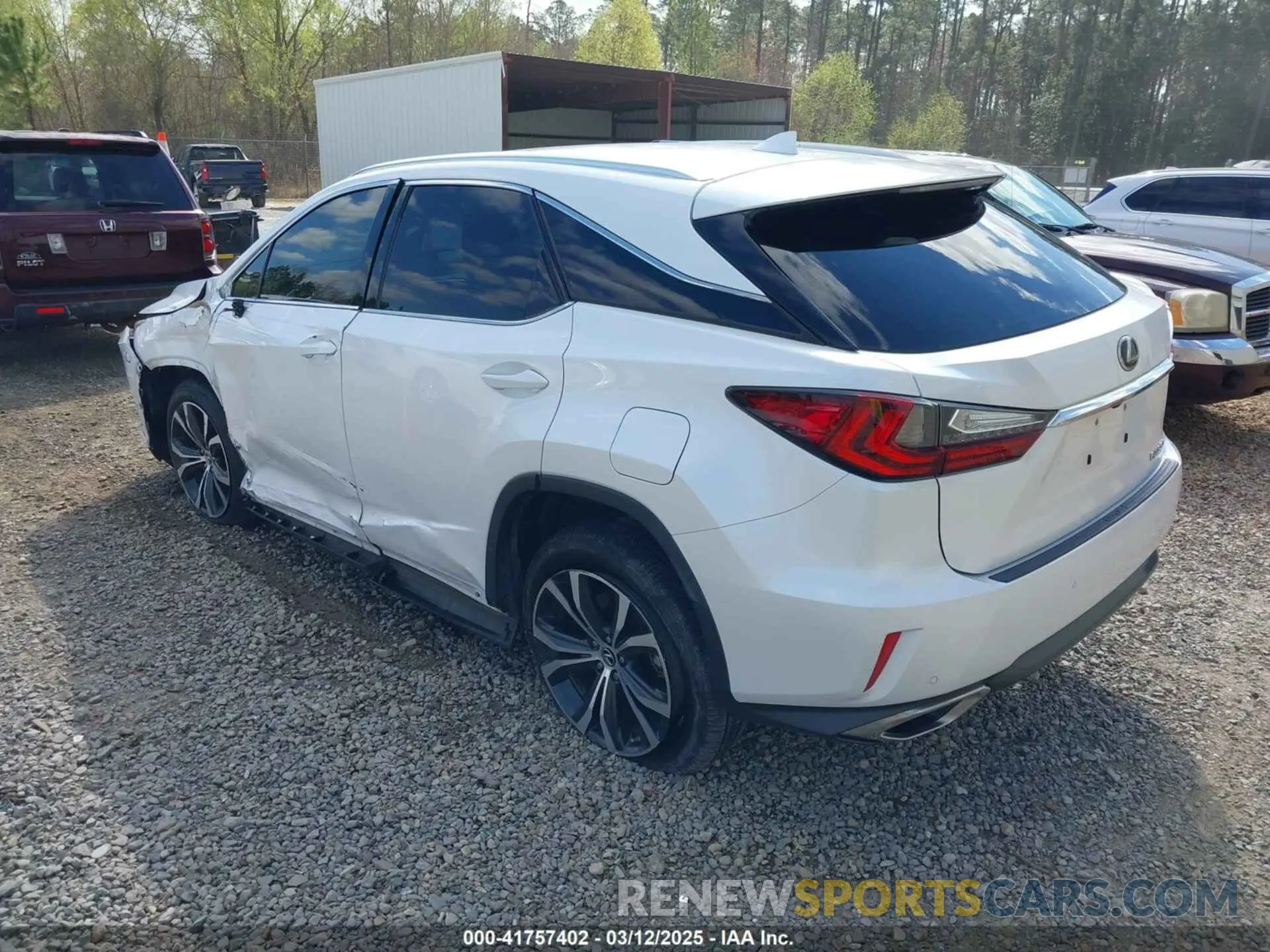 3 fotografías del automóvil dañado 2T2ZZMCA2KC149345 LEXUS RX 350 2019