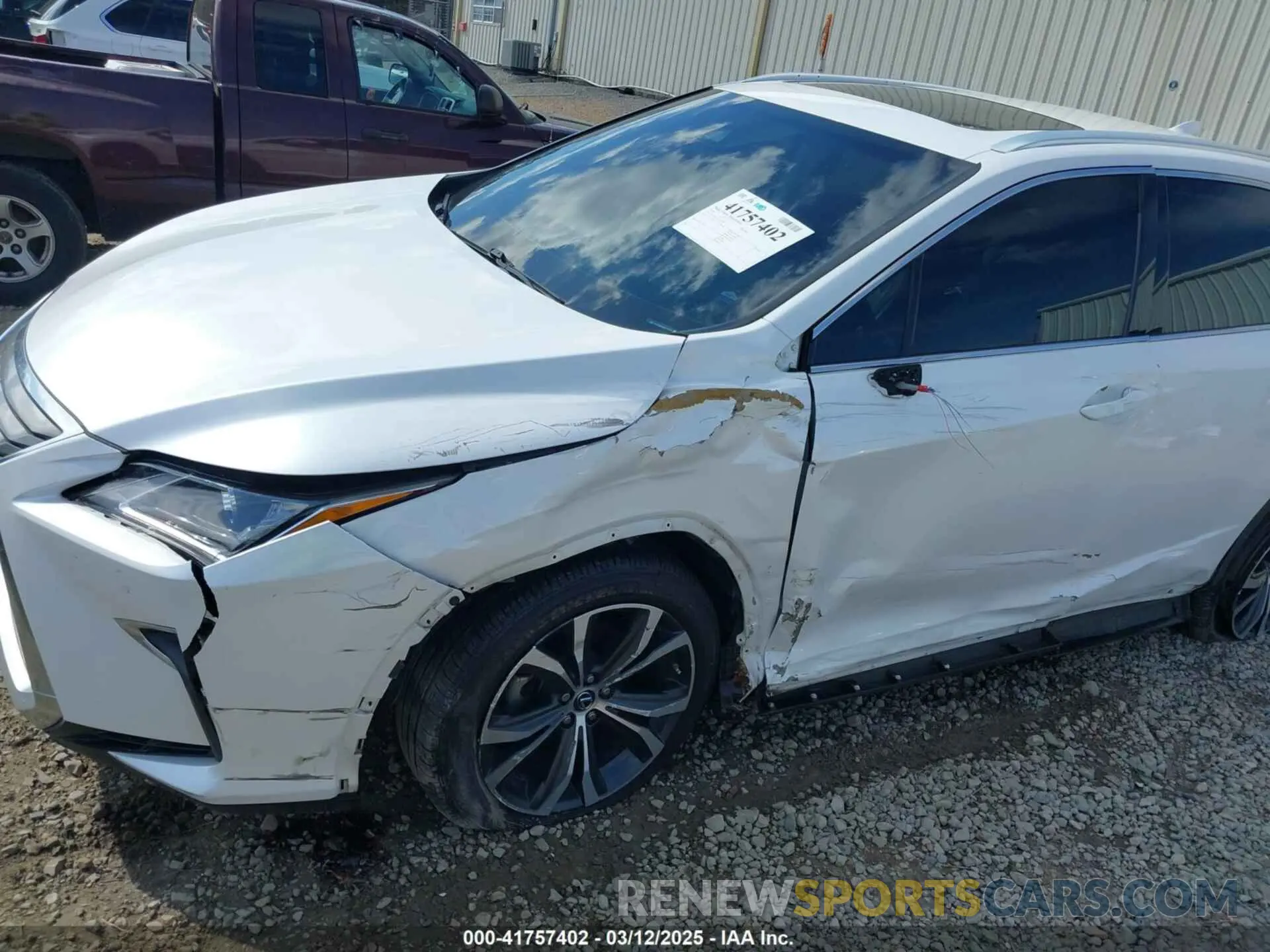 6 fotografías del automóvil dañado 2T2ZZMCA2KC149345 LEXUS RX 350 2019