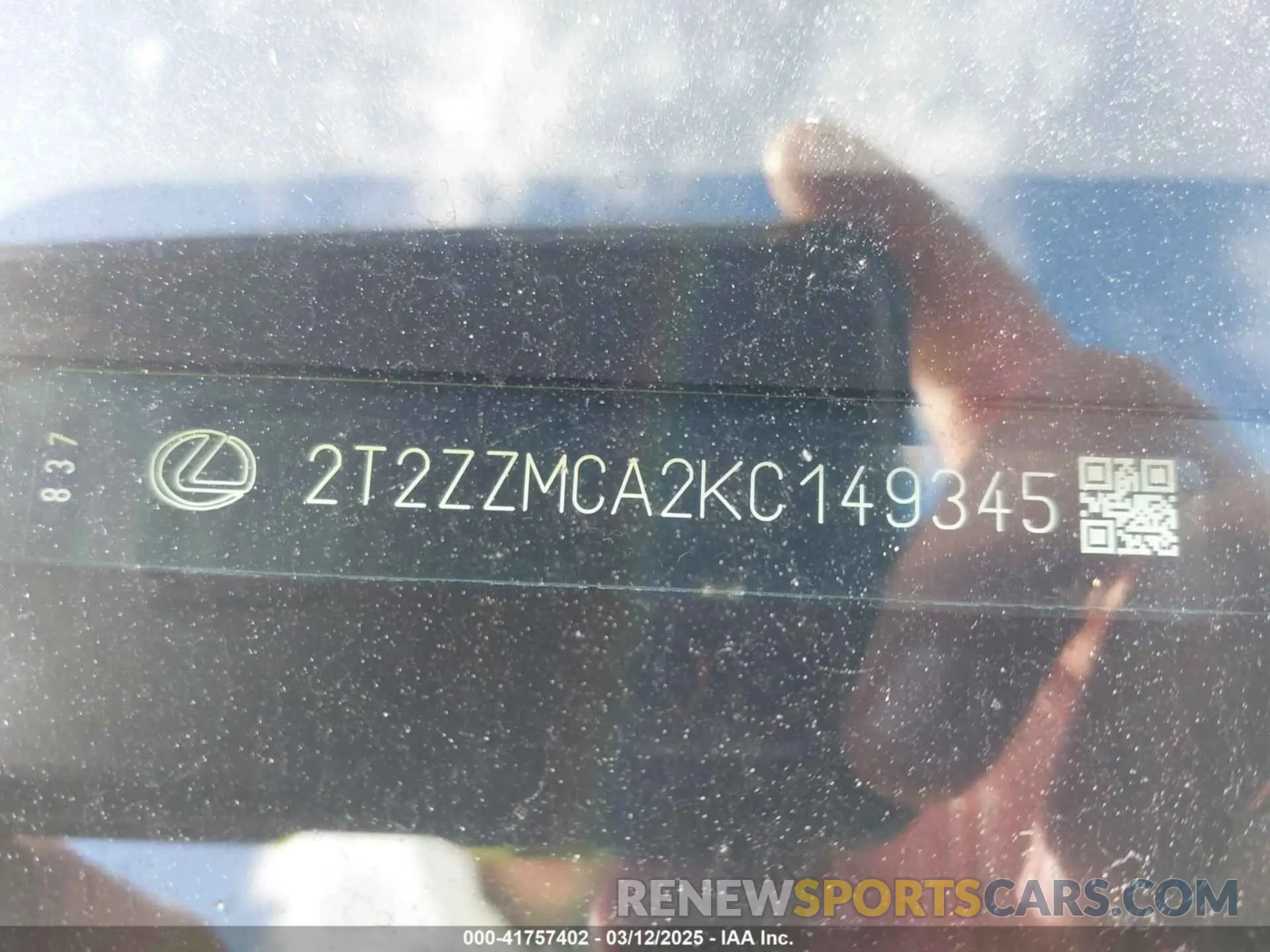 9 fotografías del automóvil dañado 2T2ZZMCA2KC149345 LEXUS RX 350 2019