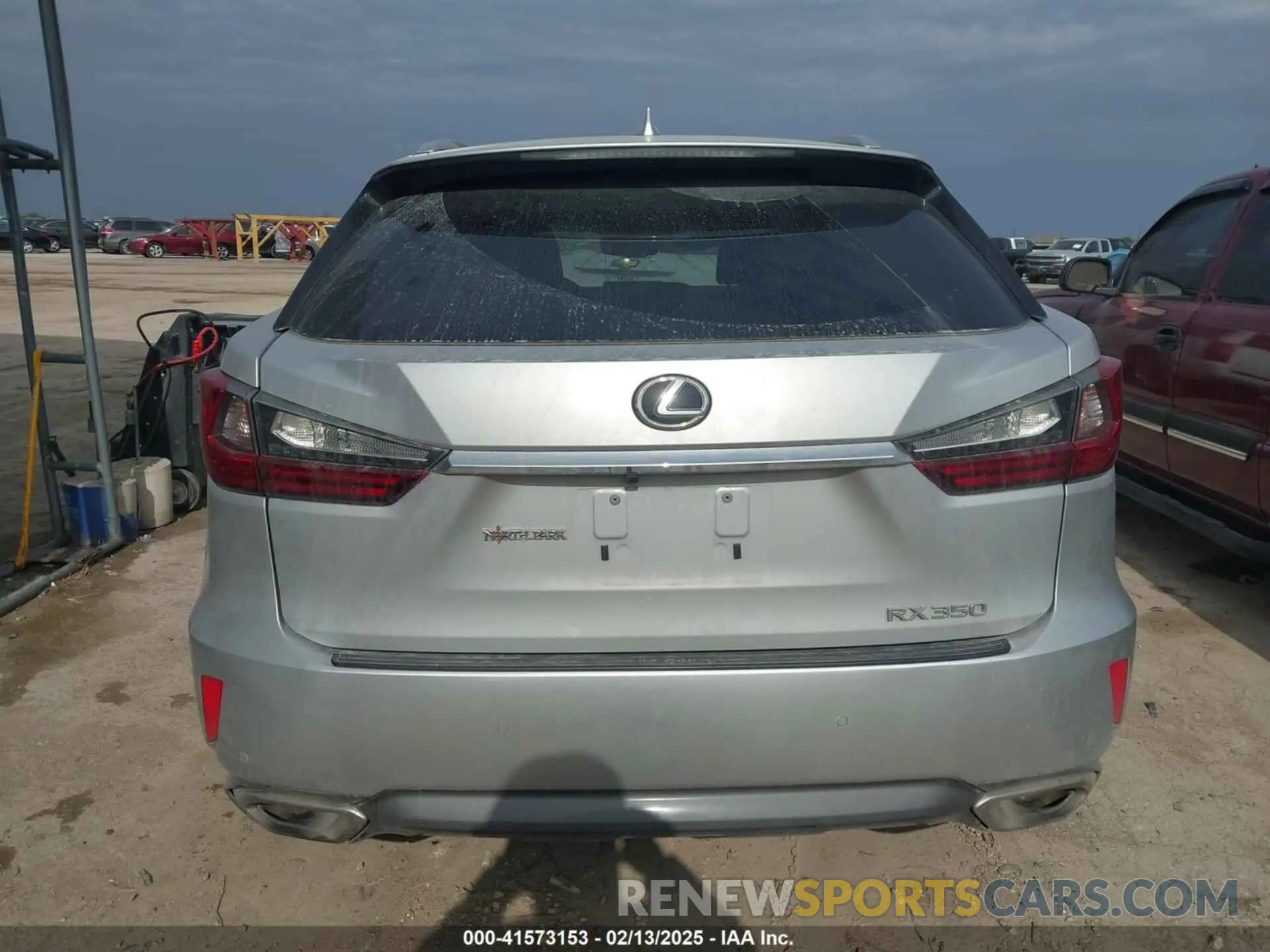 16 fotografías del automóvil dañado 2T2ZZMCA3KC135292 LEXUS RX 350 2019