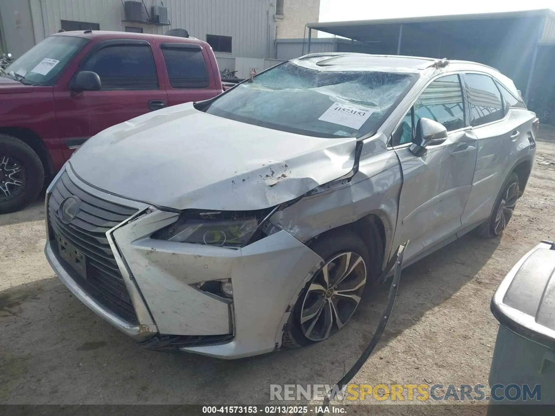 2 fotografías del automóvil dañado 2T2ZZMCA3KC135292 LEXUS RX 350 2019