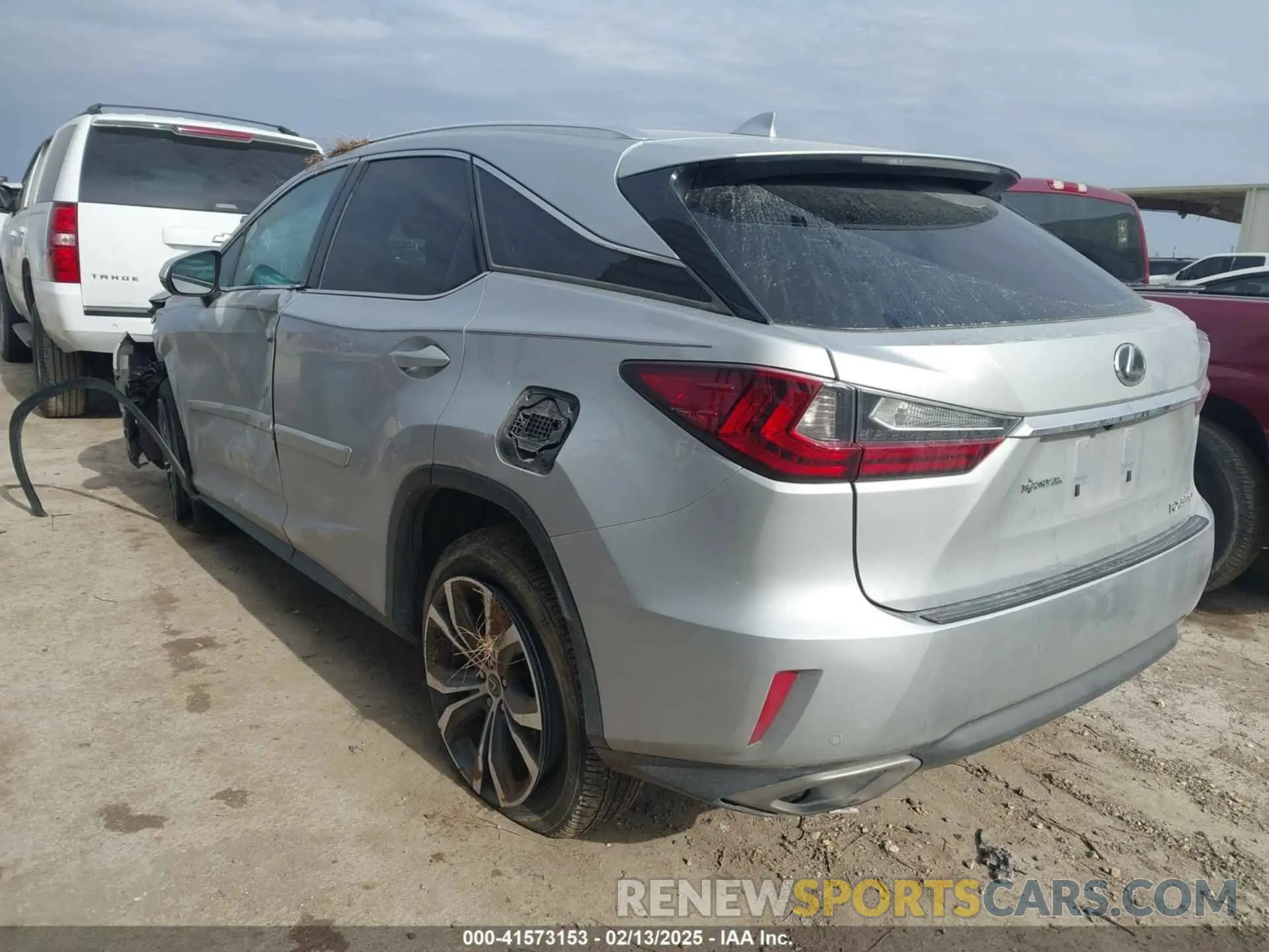 3 fotografías del automóvil dañado 2T2ZZMCA3KC135292 LEXUS RX 350 2019