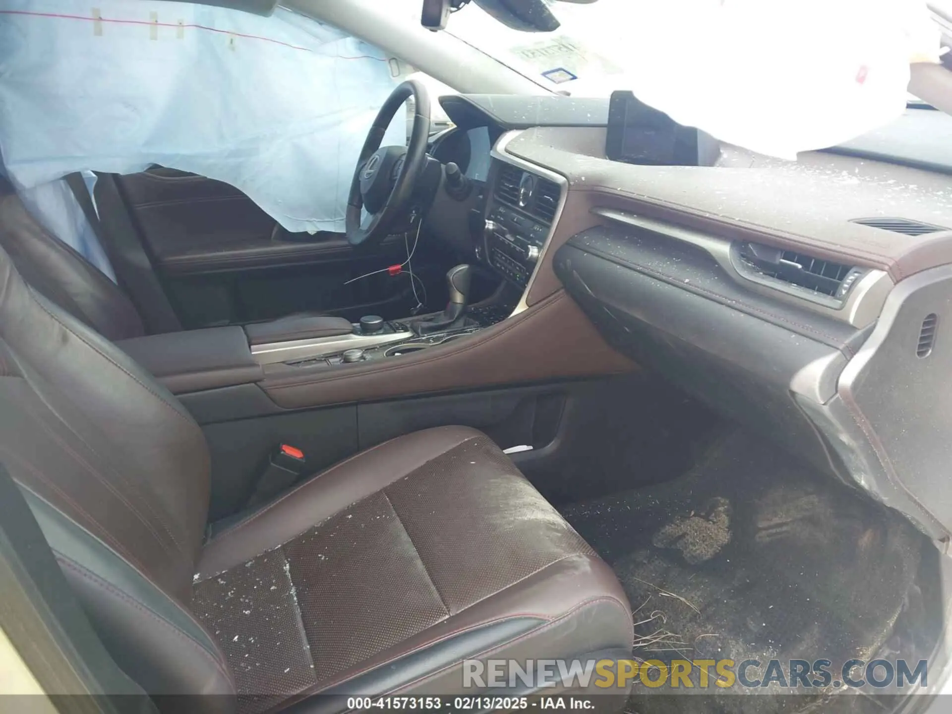 5 fotografías del automóvil dañado 2T2ZZMCA3KC135292 LEXUS RX 350 2019