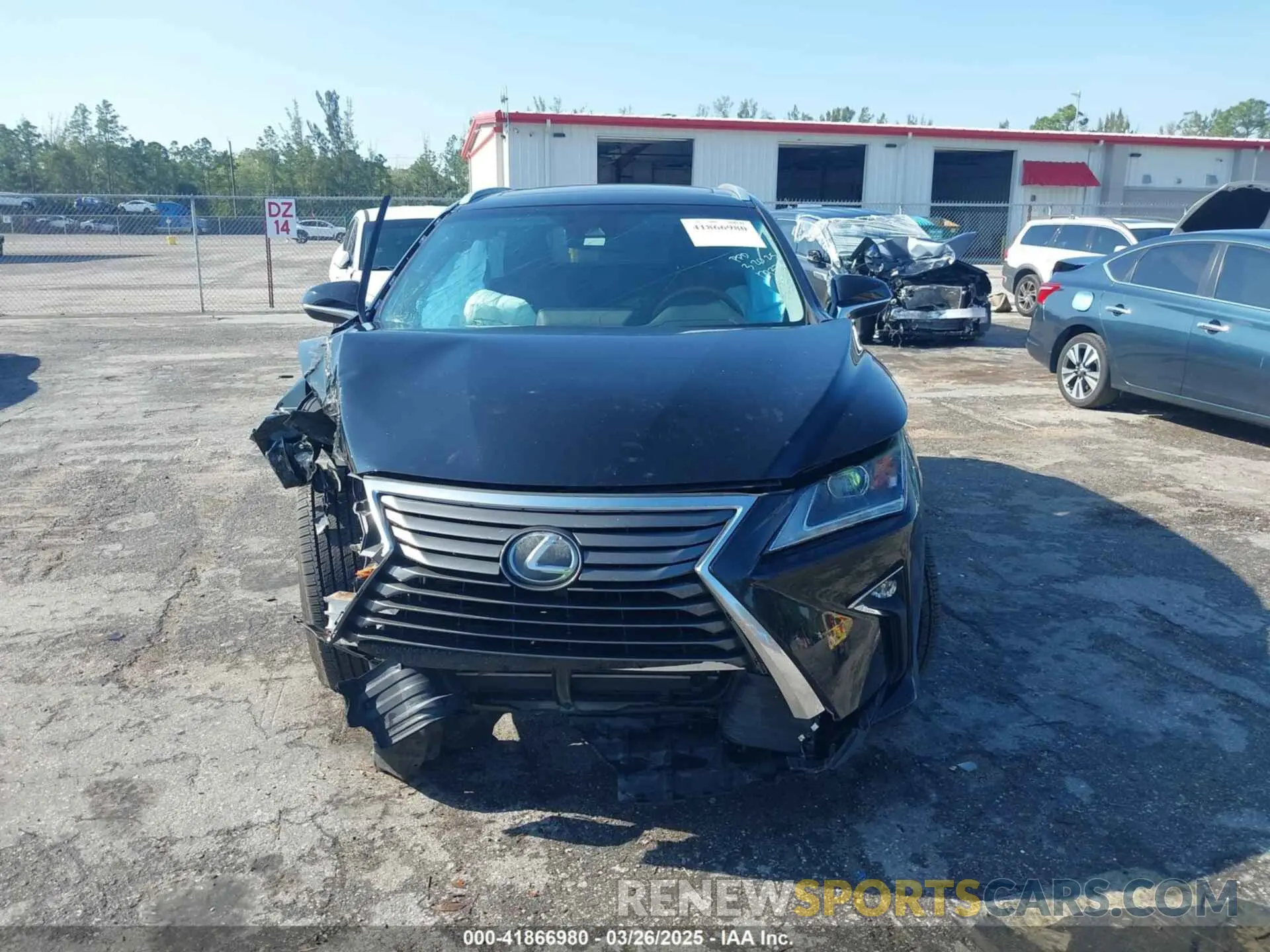 13 fotografías del automóvil dañado 2T2ZZMCA4KC129338 LEXUS RX 350 2019