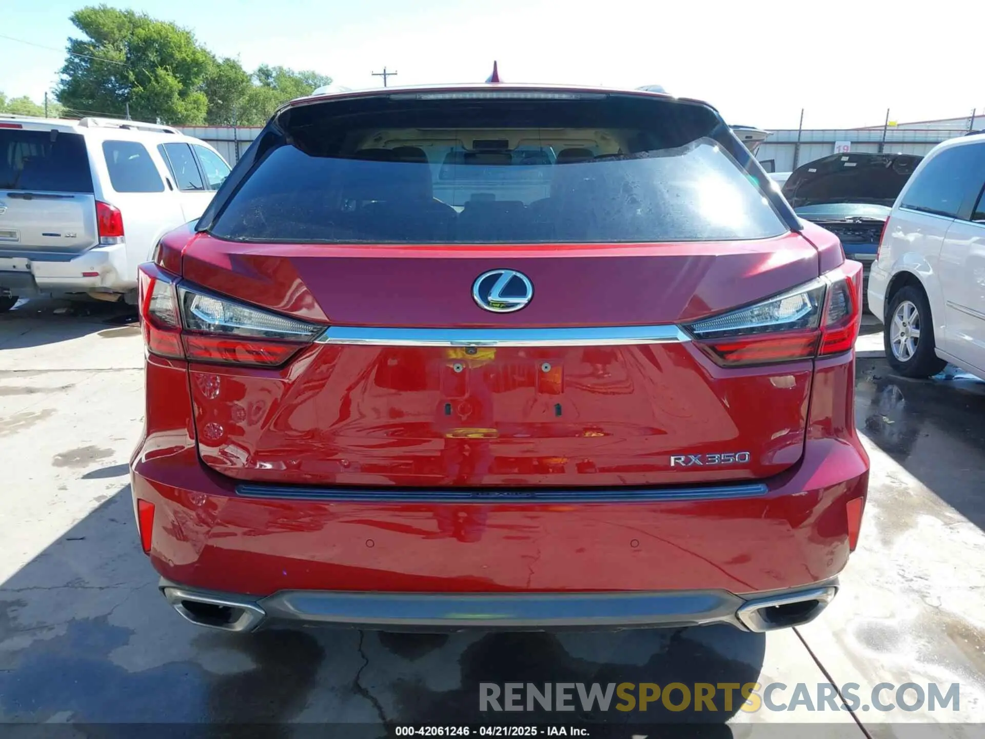 19 fotografías del automóvil dañado 2T2ZZMCA5KC120521 LEXUS RX 350 2019