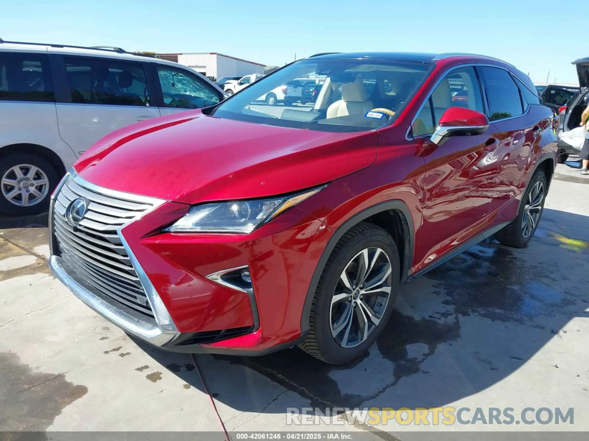 2 fotografías del automóvil dañado 2T2ZZMCA5KC120521 LEXUS RX 350 2019