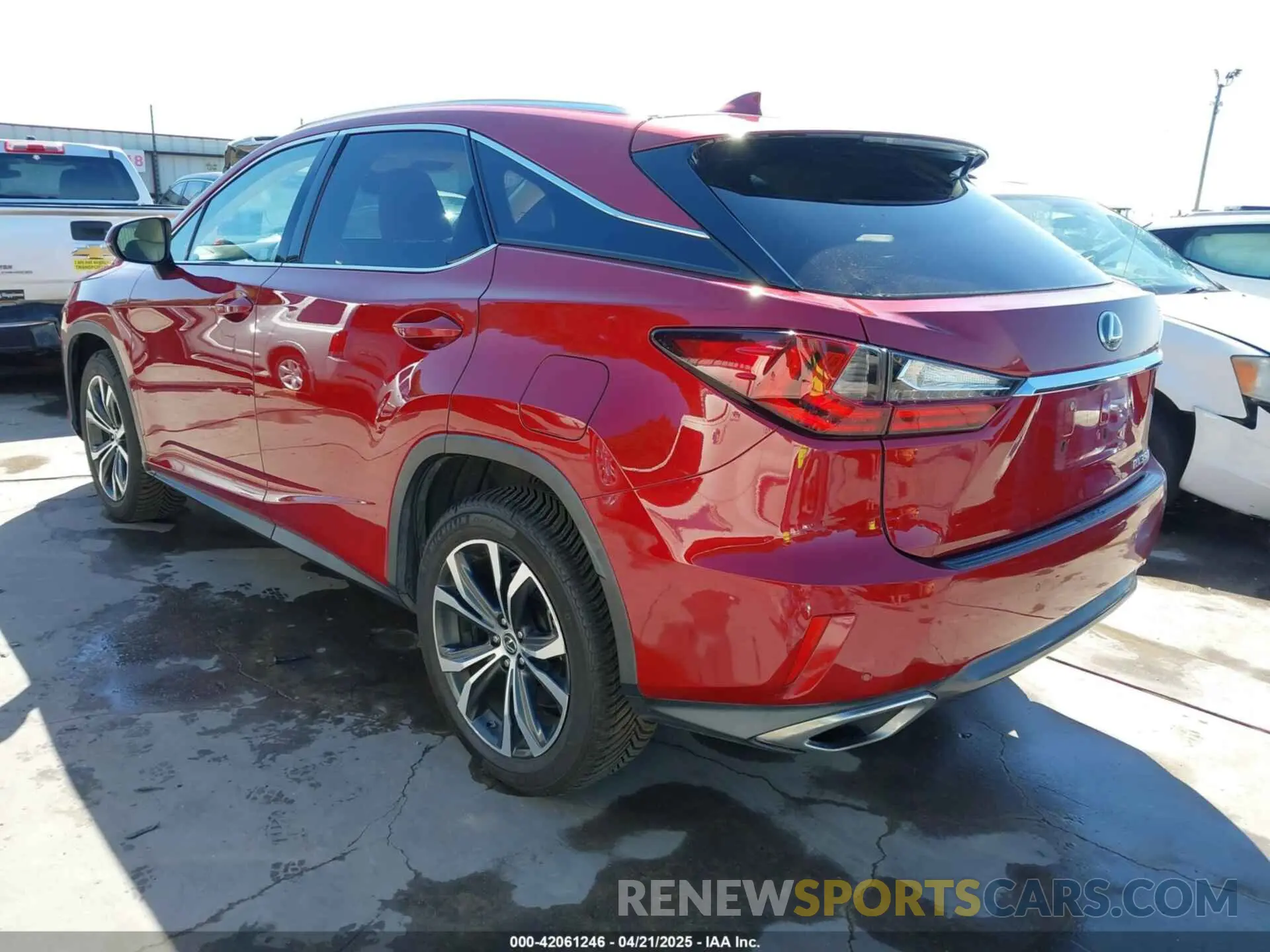 3 fotografías del automóvil dañado 2T2ZZMCA5KC120521 LEXUS RX 350 2019