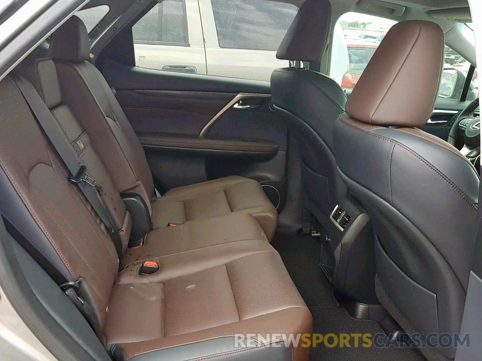 6 fotografías del automóvil dañado 2T2ZZMCA5KC136279 LEXUS RX 350 2019