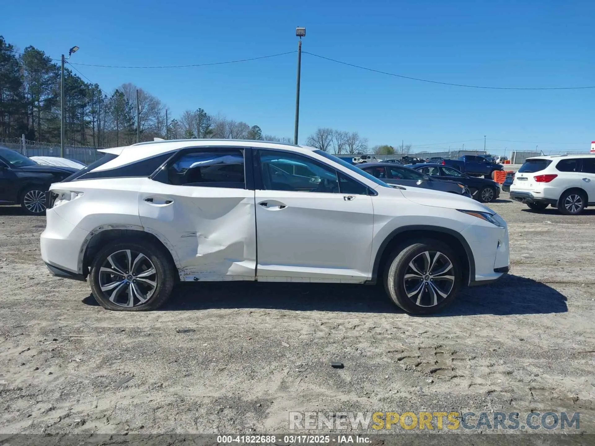 6 fotografías del automóvil dañado 2T2ZZMCA7KC125090 LEXUS RX 350 2019