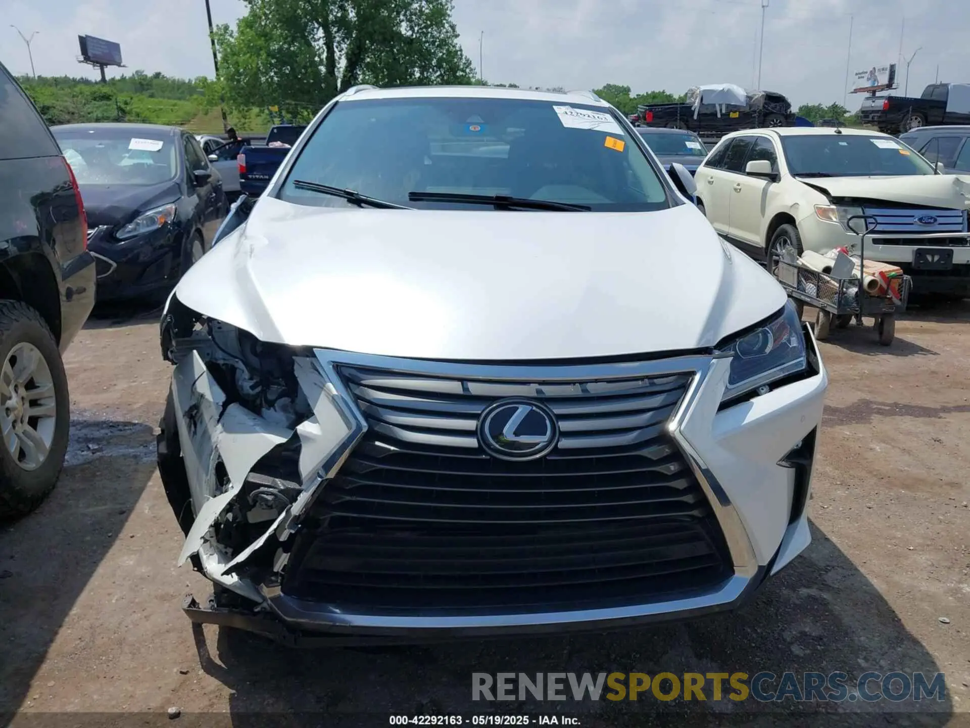 13 fotografías del automóvil dañado 2T2ZZMCA9KC128962 LEXUS RX 350 2019