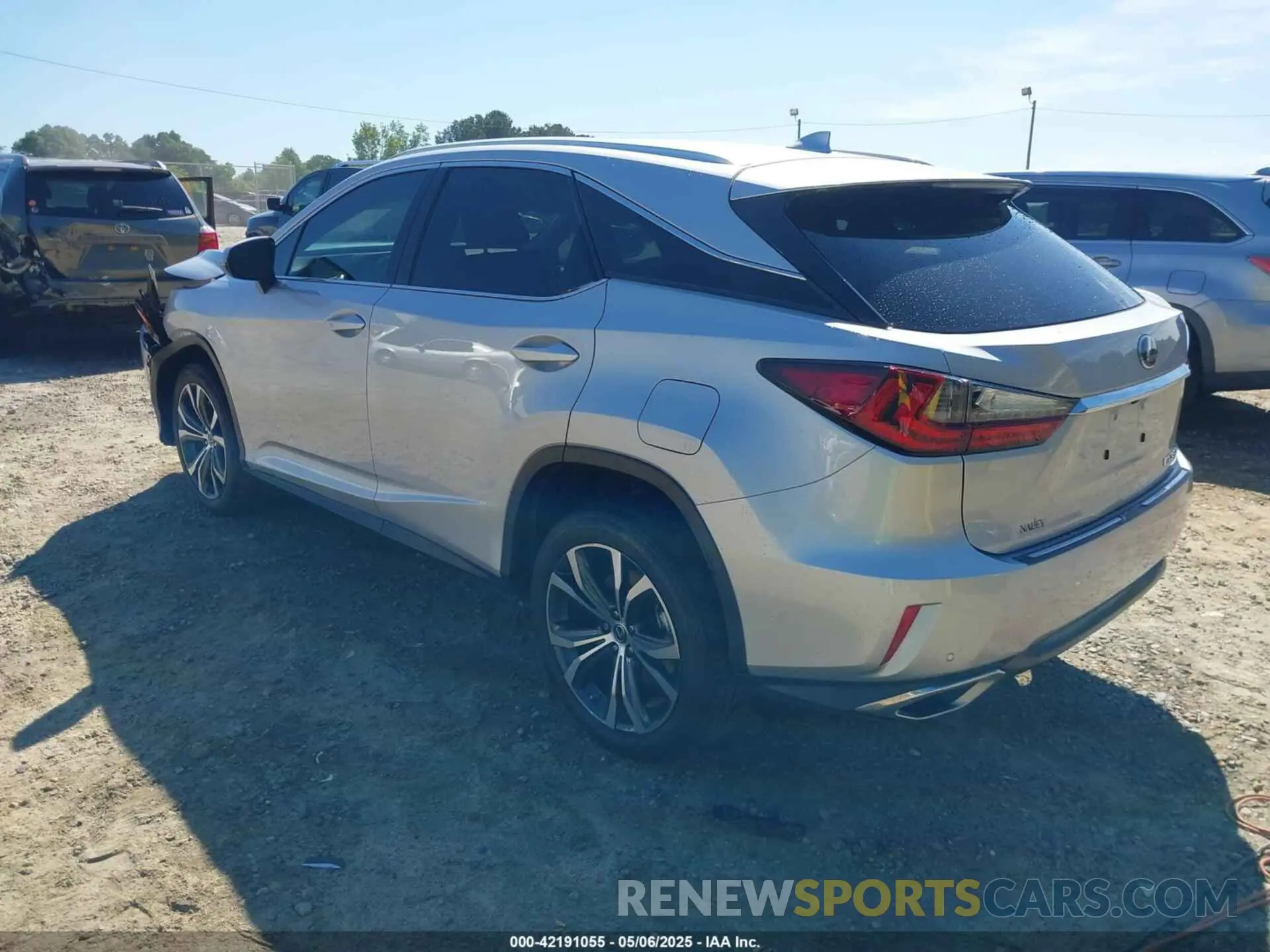 3 fotografías del automóvil dañado 2T2ZZMCA9KC130775 LEXUS RX 350 2019