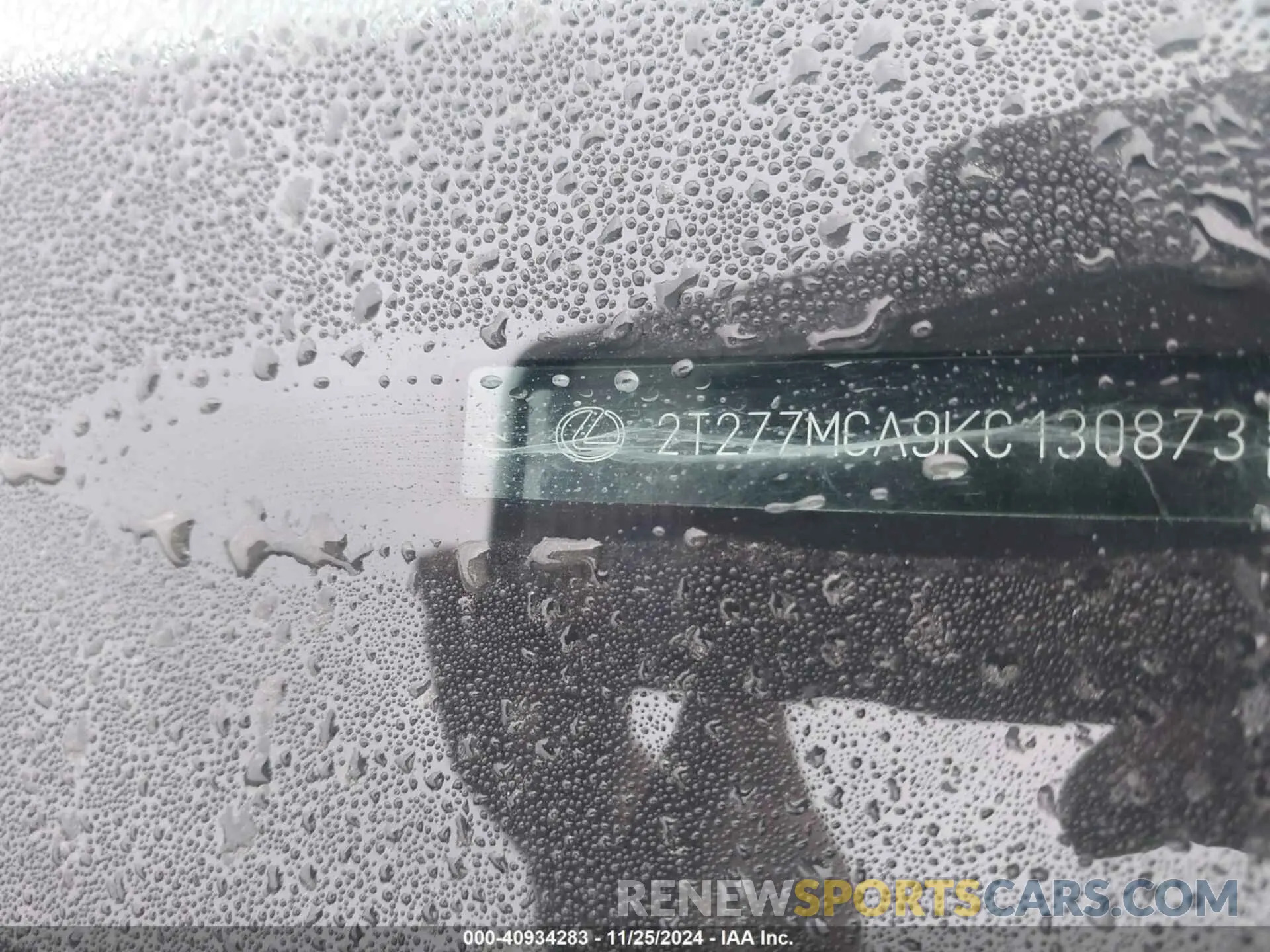 9 fotografías del automóvil dañado 2T2ZZMCA9KC130873 LEXUS RX 350 2019