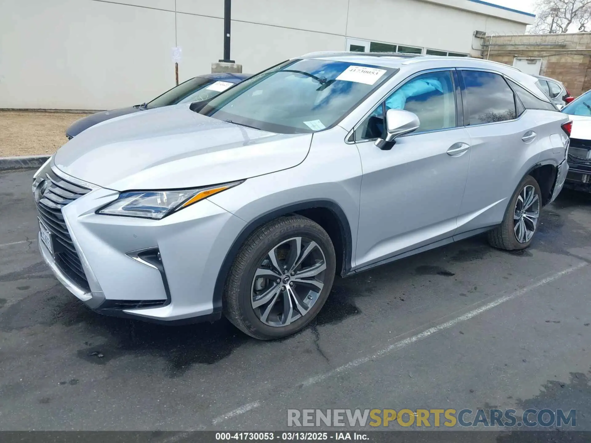 2 fotografías del automóvil dañado 2T2ZZMCAXKC138089 LEXUS RX 350 2019