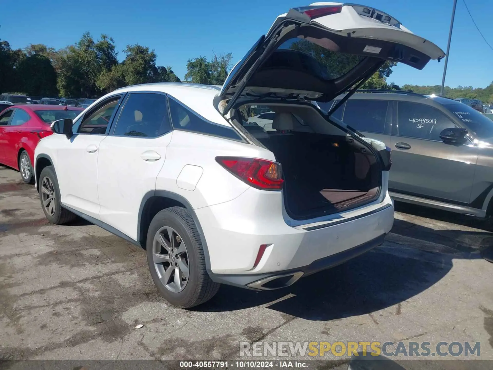3 fotografías del automóvil dañado JTJBZMCA0K2041369 LEXUS RX 350 2019