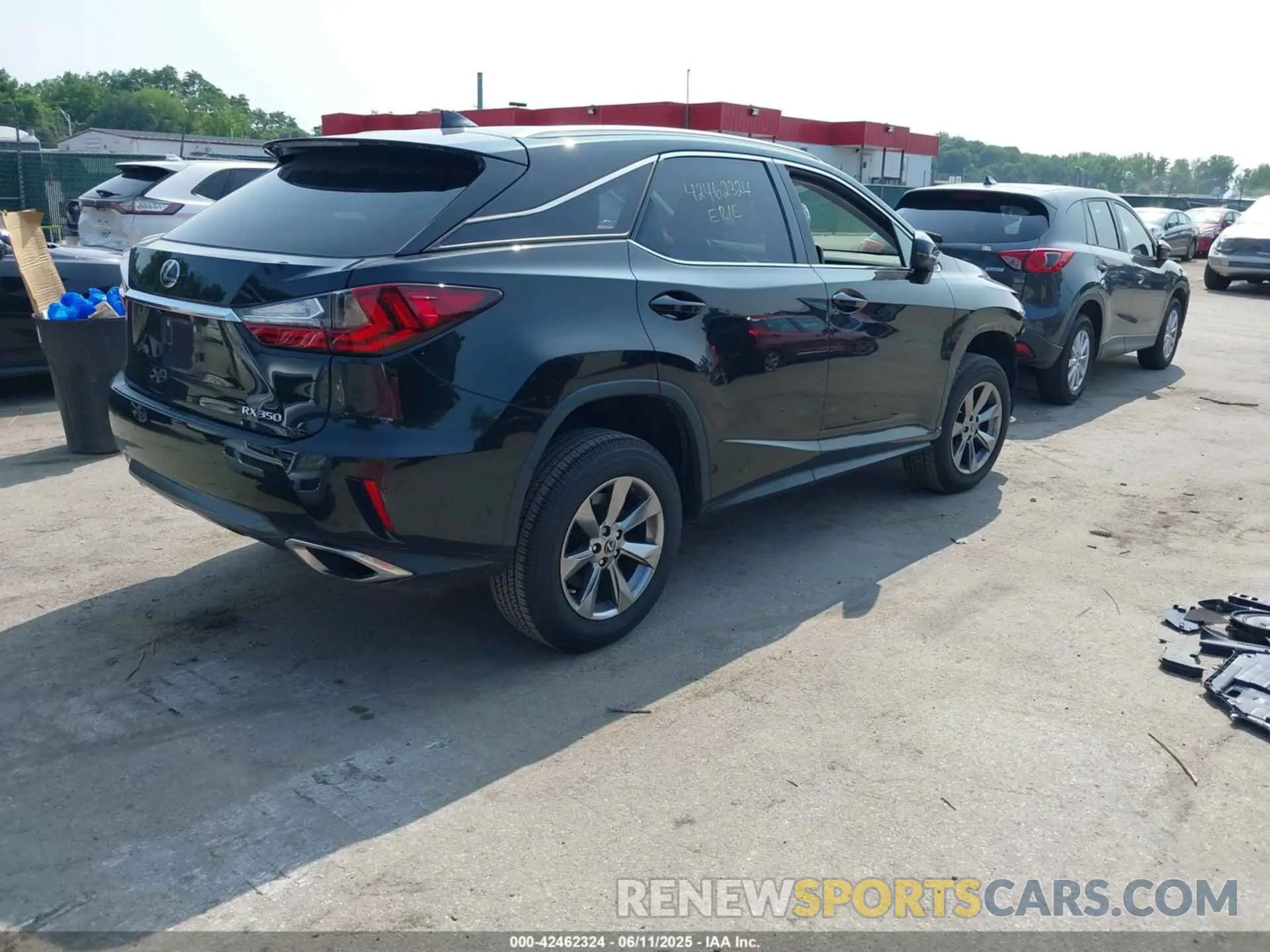 4 fotografías del automóvil dañado JTJBZMCA6K2040873 LEXUS RX 350 2019