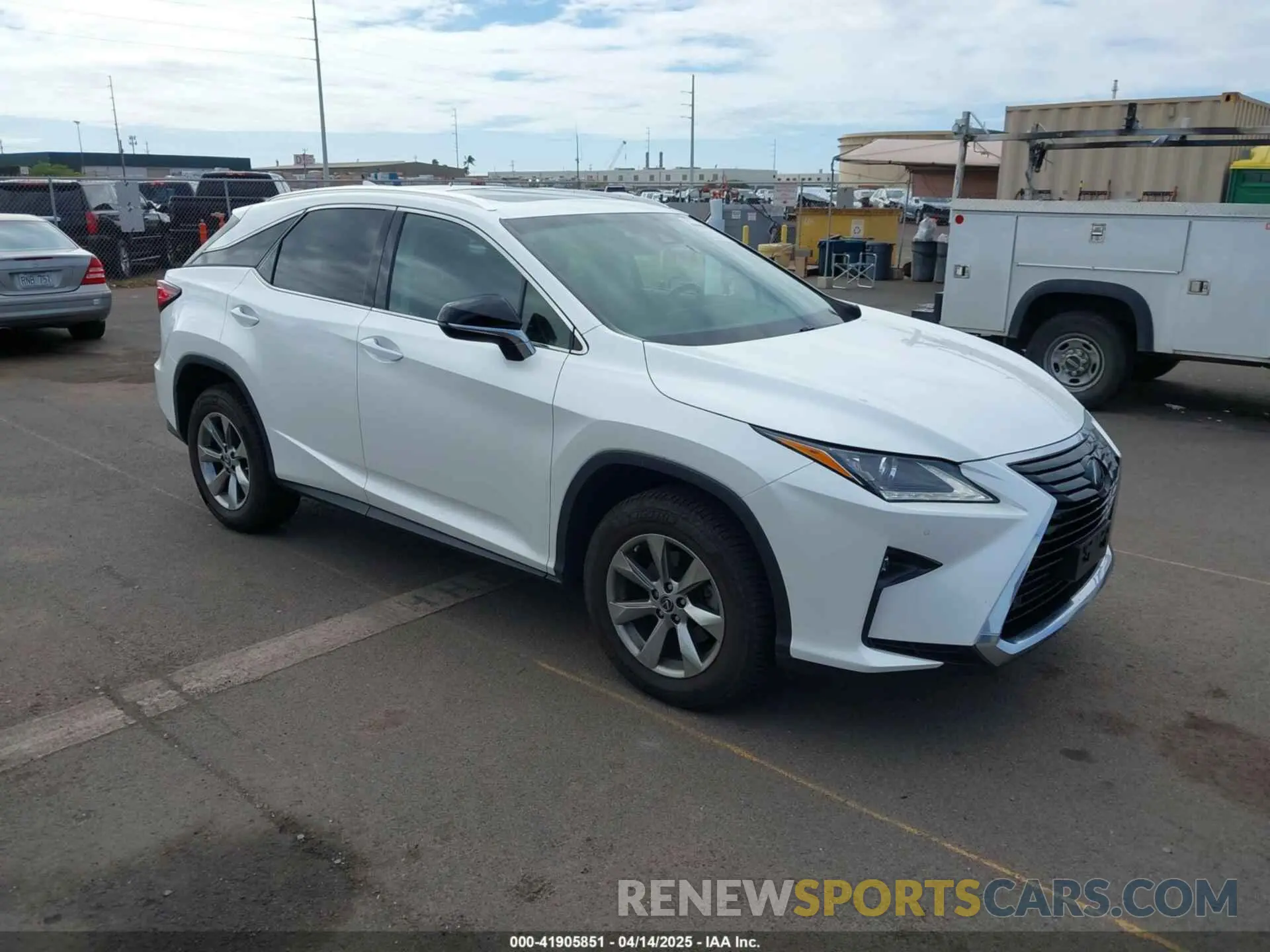 1 fotografías del automóvil dañado JTJBZMCA6K2045071 LEXUS RX 350 2019