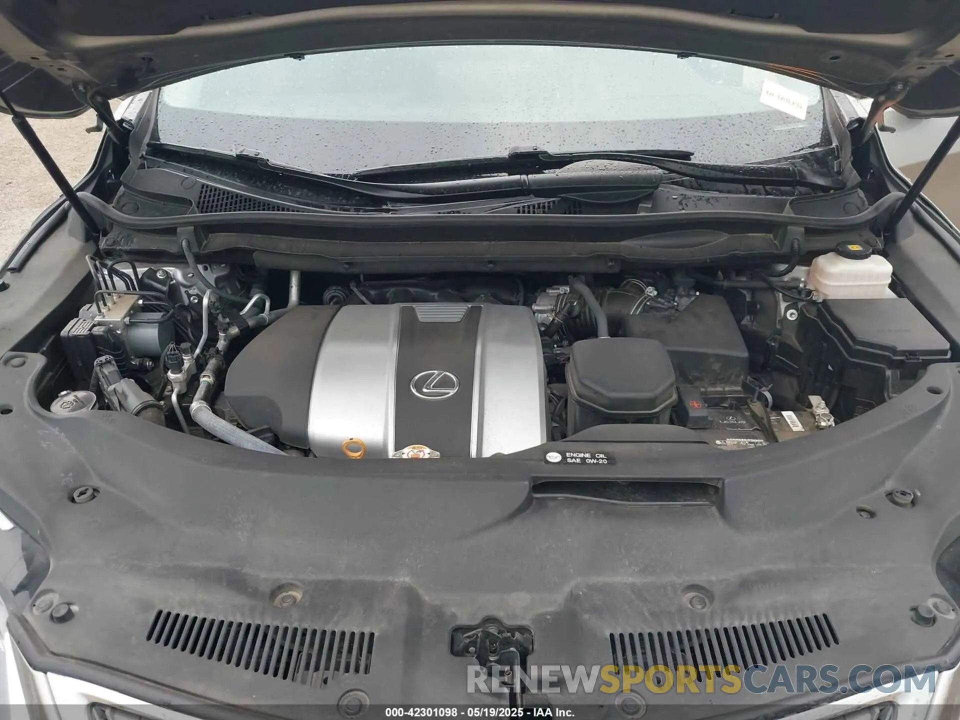 10 fotografías del automóvil dañado 2T2HZMAA0LC159629 LEXUS RX 350 2020