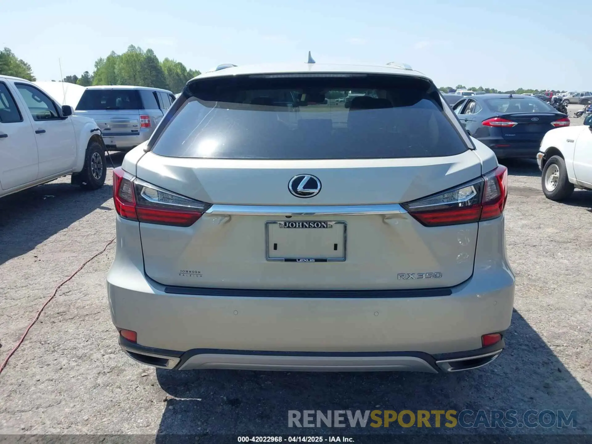 16 fotografías del automóvil dañado 2T2HZMAA2LC155128 LEXUS RX 350 2020