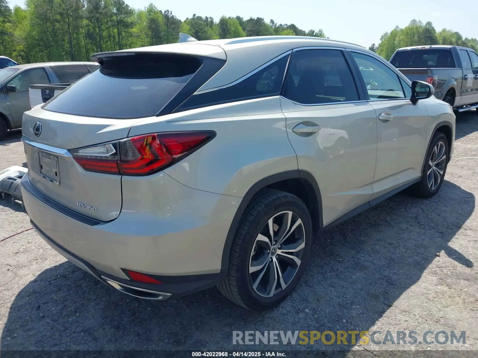 4 fotografías del automóvil dañado 2T2HZMAA2LC155128 LEXUS RX 350 2020