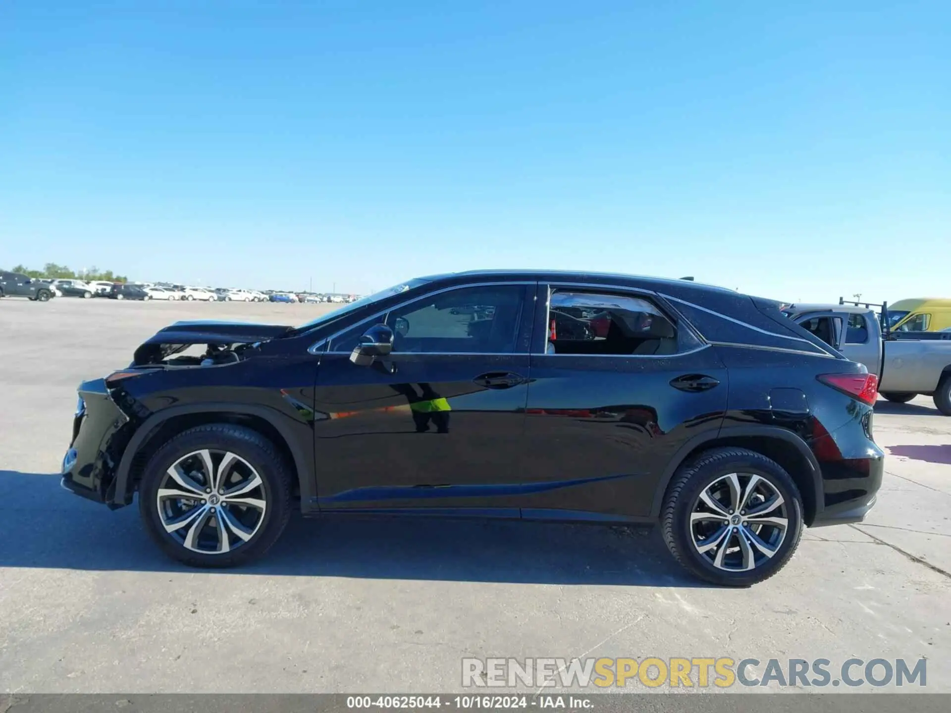 15 fotografías del automóvil dañado 2T2HZMAA2LC166906 LEXUS RX 350 2020