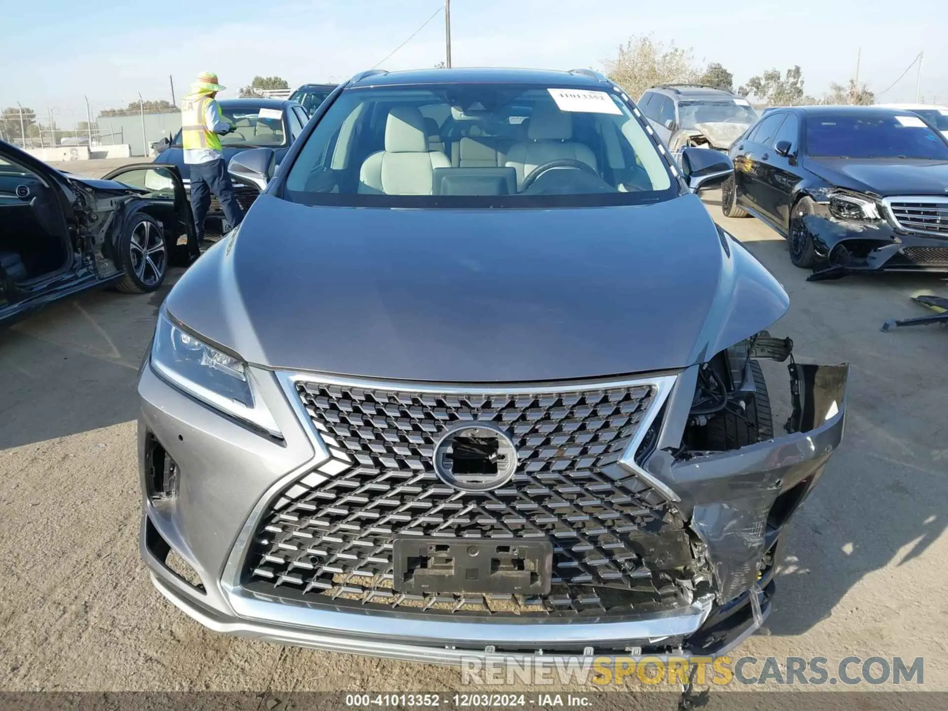 13 fotografías del automóvil dañado 2T2HZMAA4LC155826 LEXUS RX 350 2020