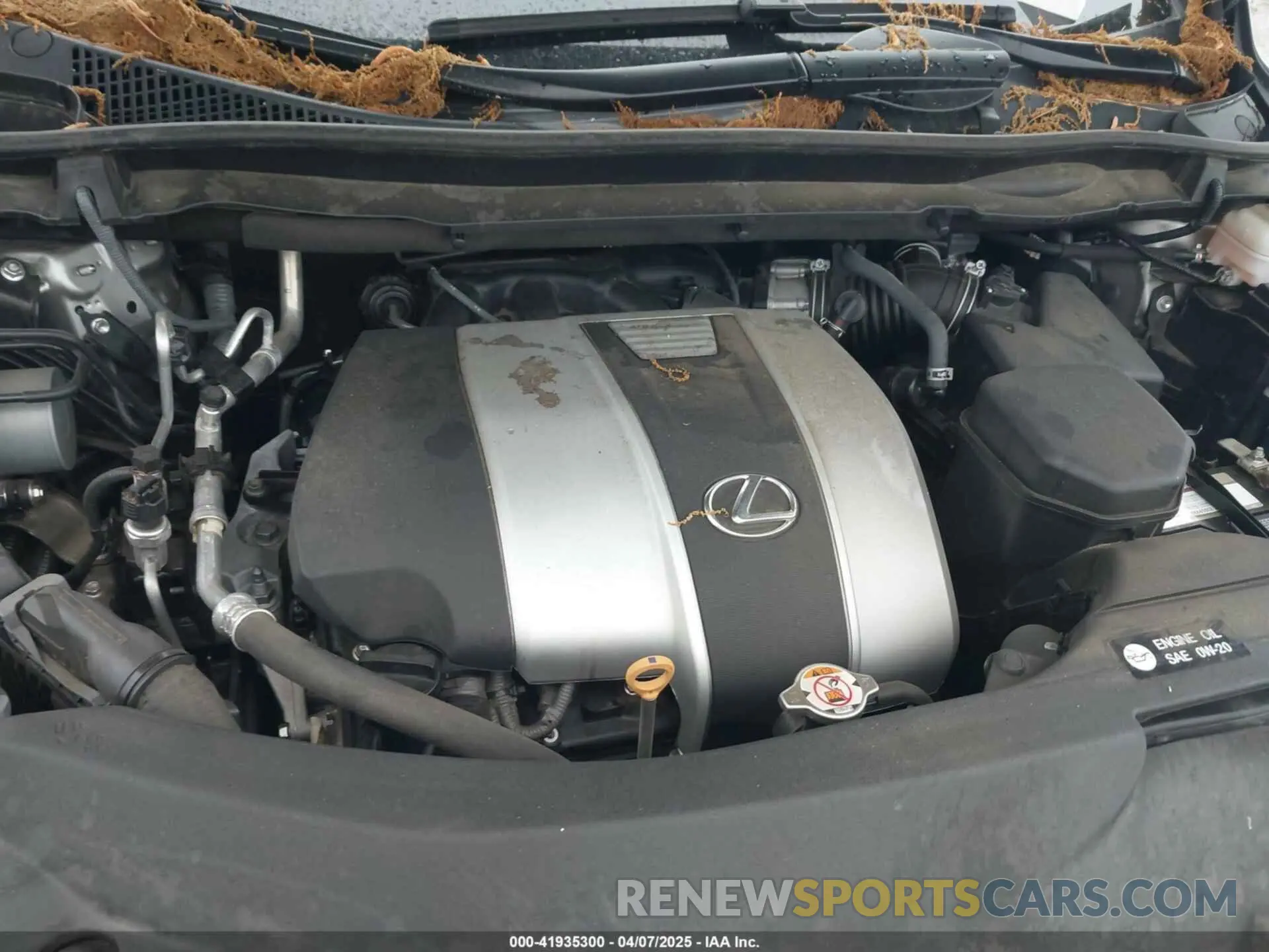 10 fotografías del automóvil dañado 2T2HZMAA7LC160132 LEXUS RX 350 2020