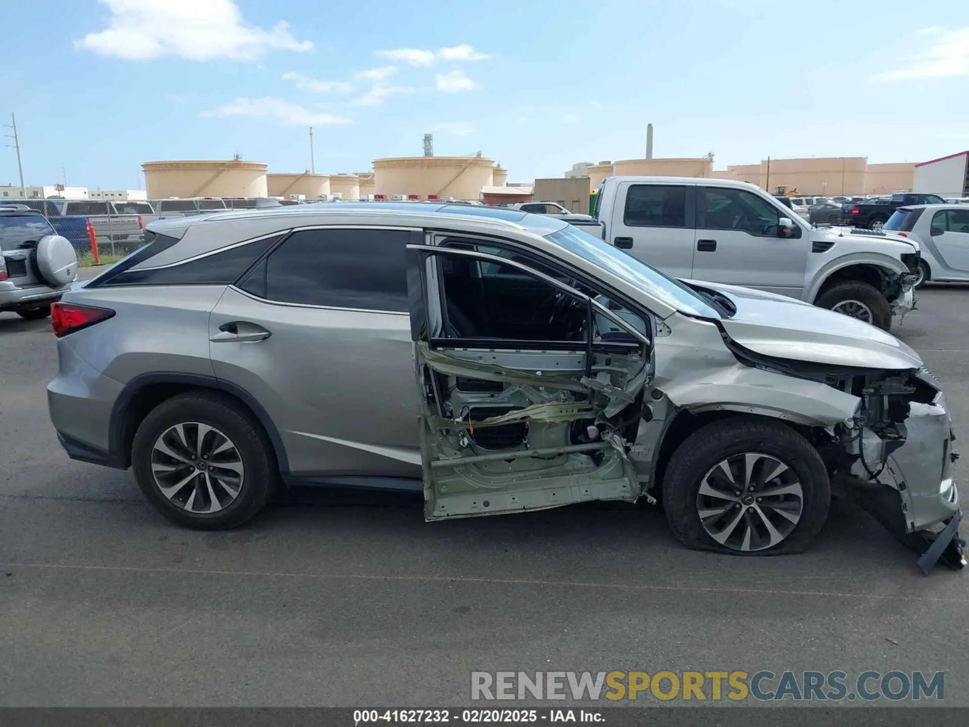 14 fotografías del automóvil dañado 2T2HZMAA9LC163081 LEXUS RX 350 2020