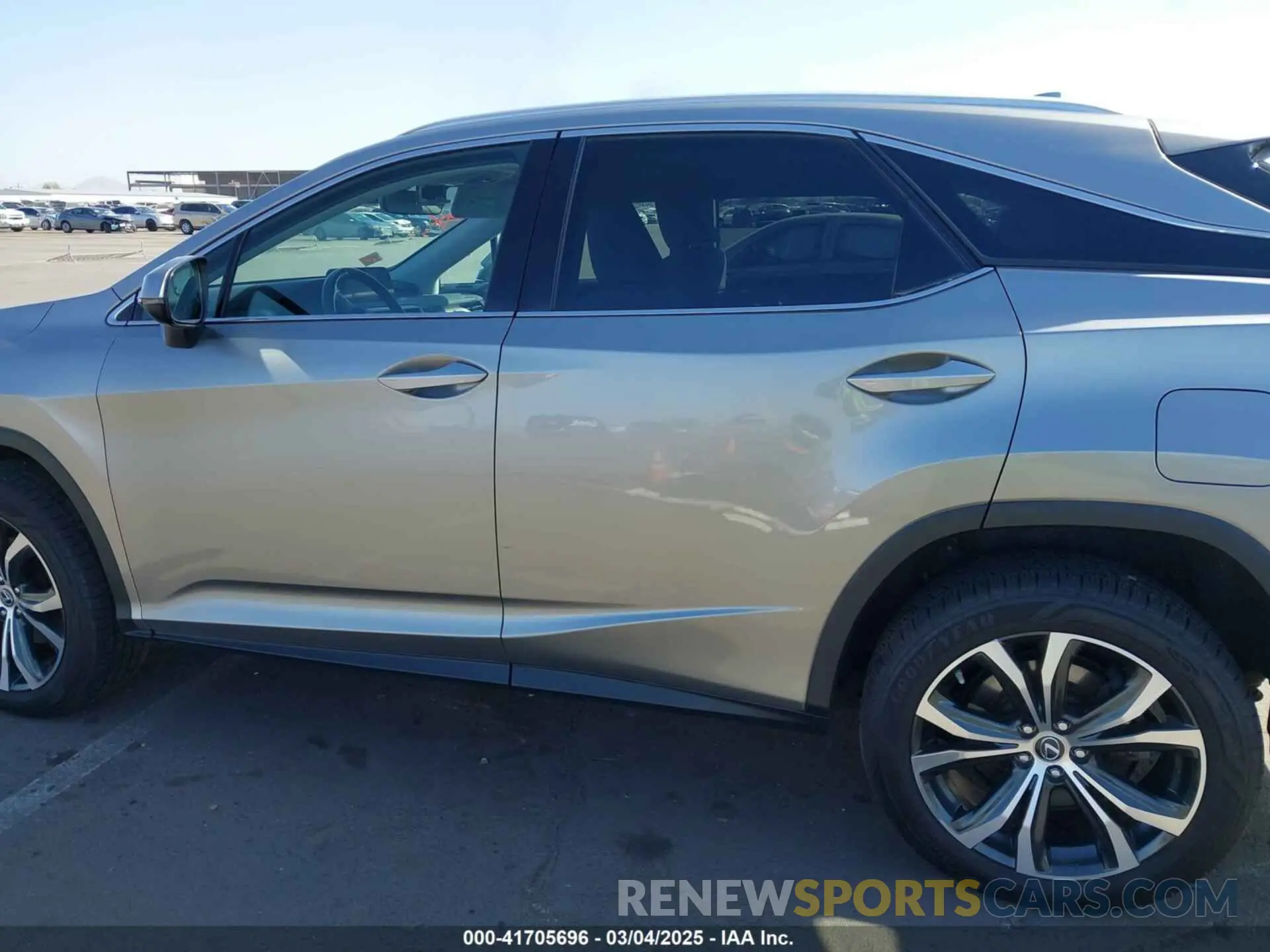 14 fotografías del automóvil dañado 2T2HZMDA1LC256074 LEXUS RX 350 2020