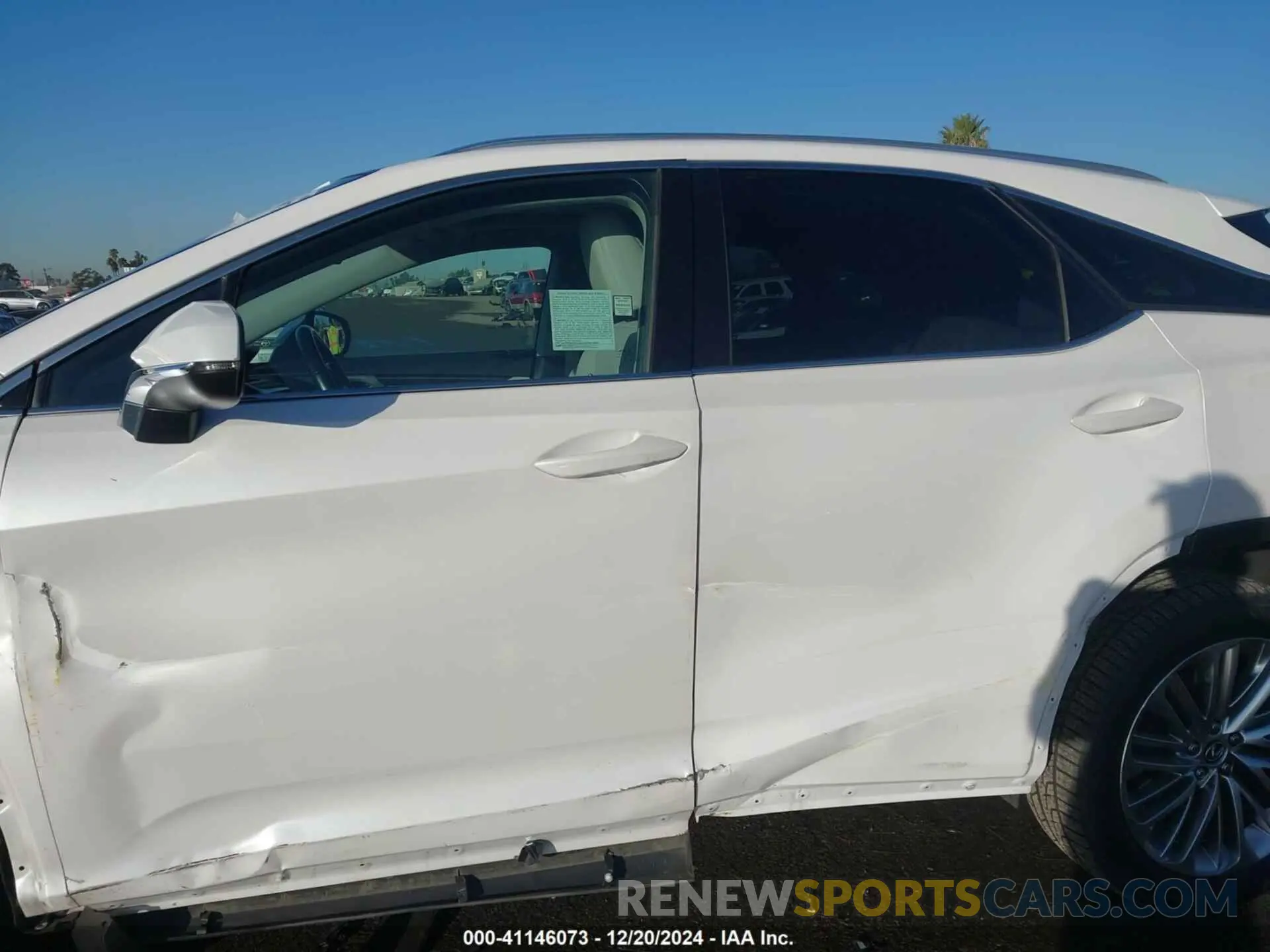 15 fotografías del automóvil dañado 2T2JZMAA4LC153642 LEXUS RX 350 2020
