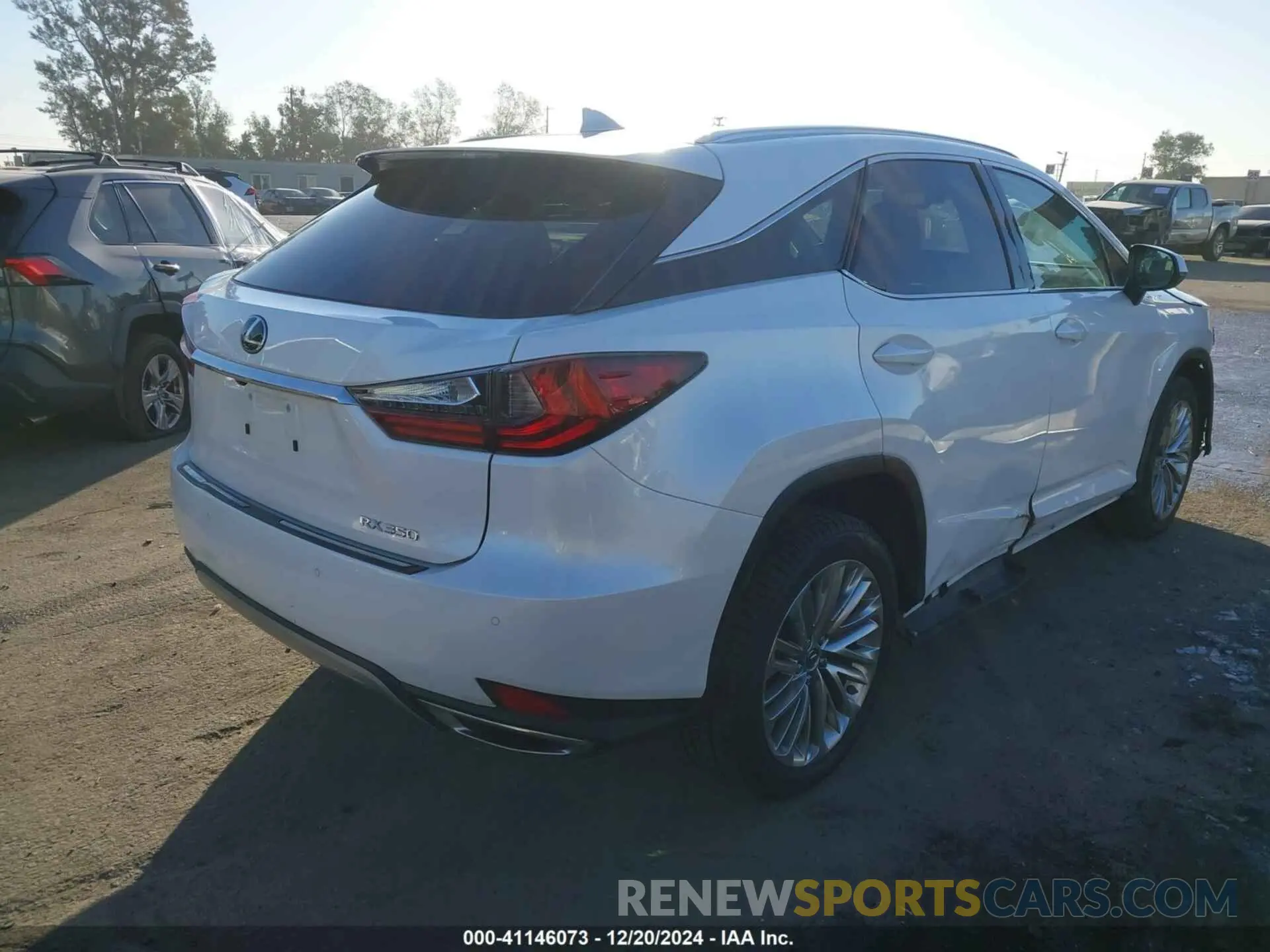 4 fotografías del automóvil dañado 2T2JZMAA4LC153642 LEXUS RX 350 2020