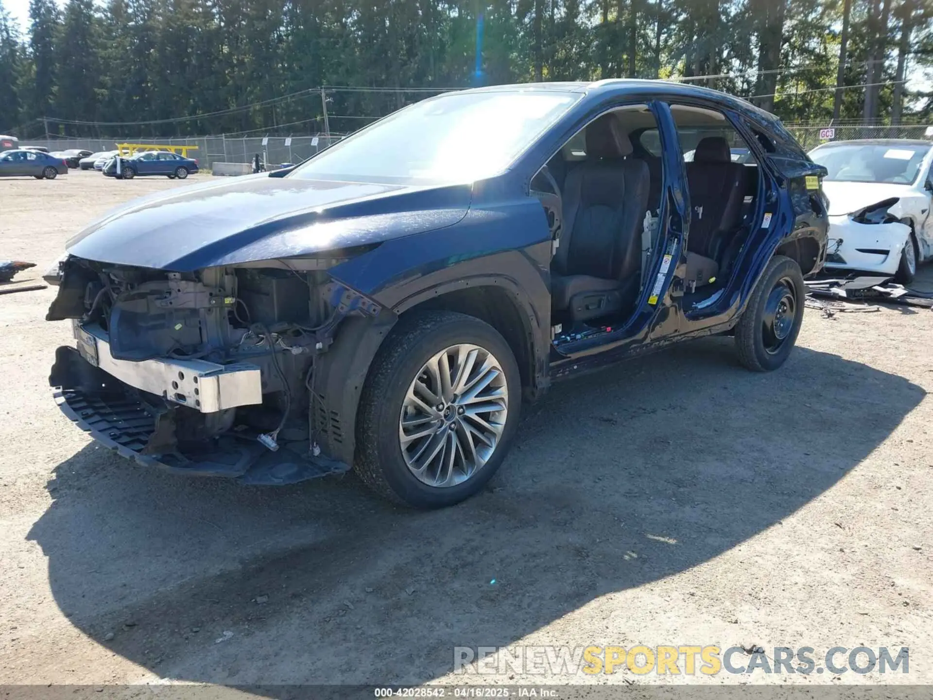 2 fotografías del automóvil dañado 2T2JZMDA2LC223392 LEXUS RX 350 2020