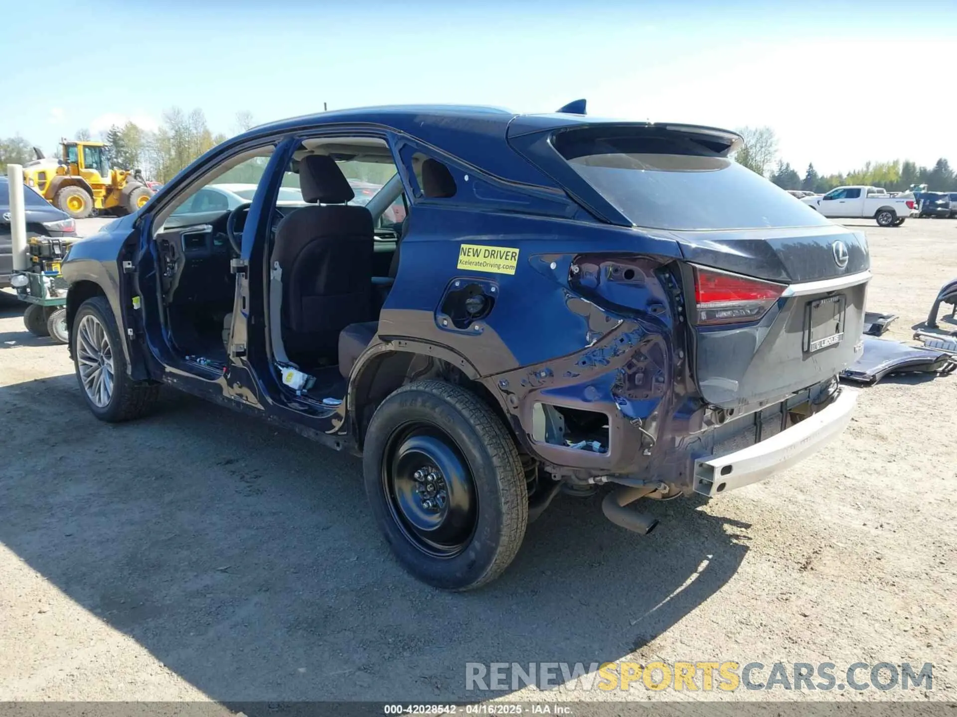 3 fotografías del automóvil dañado 2T2JZMDA2LC223392 LEXUS RX 350 2020