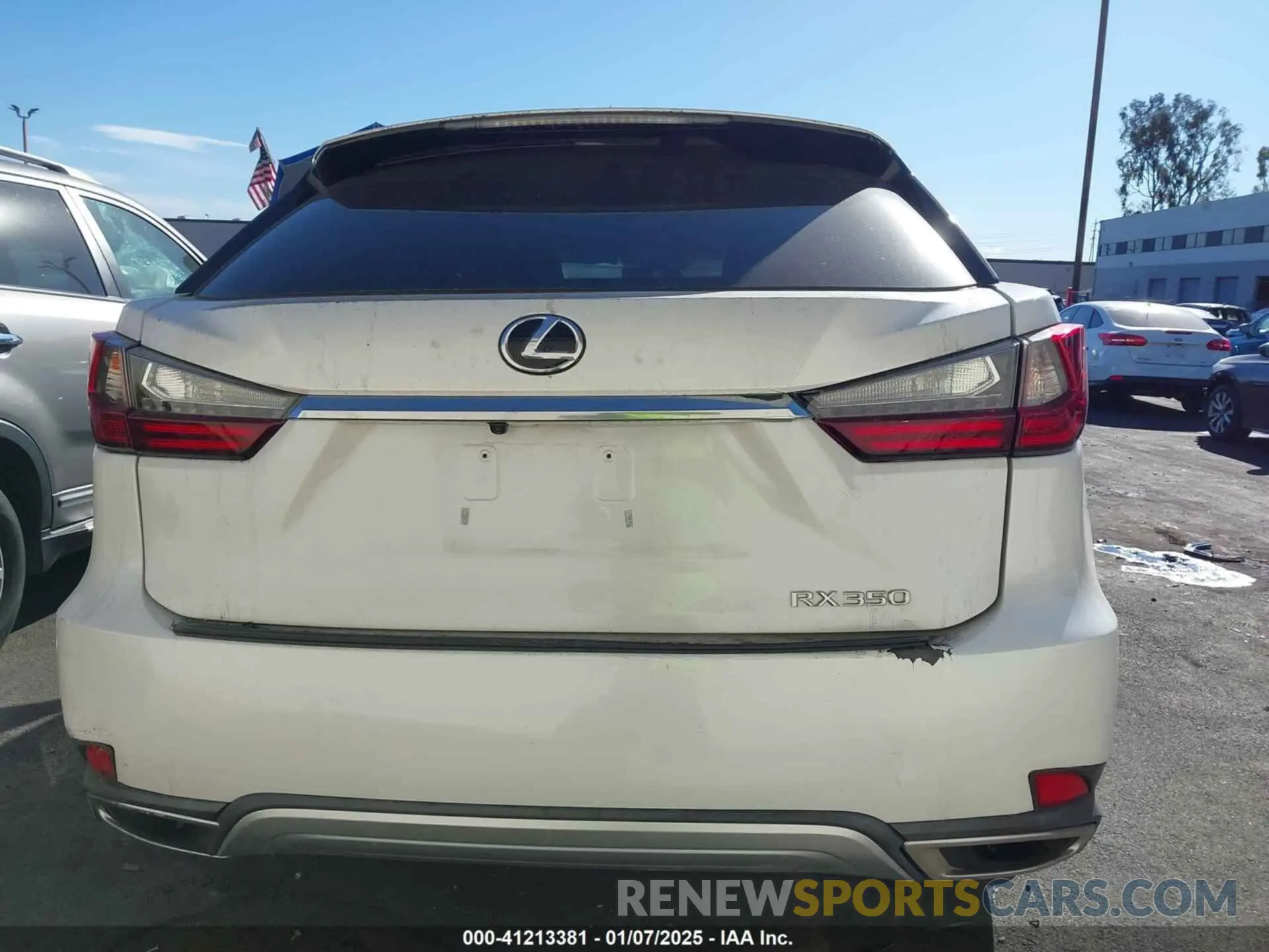 16 fotografías del automóvil dañado 2T2AZMAA0MC206743 LEXUS RX 350 2021