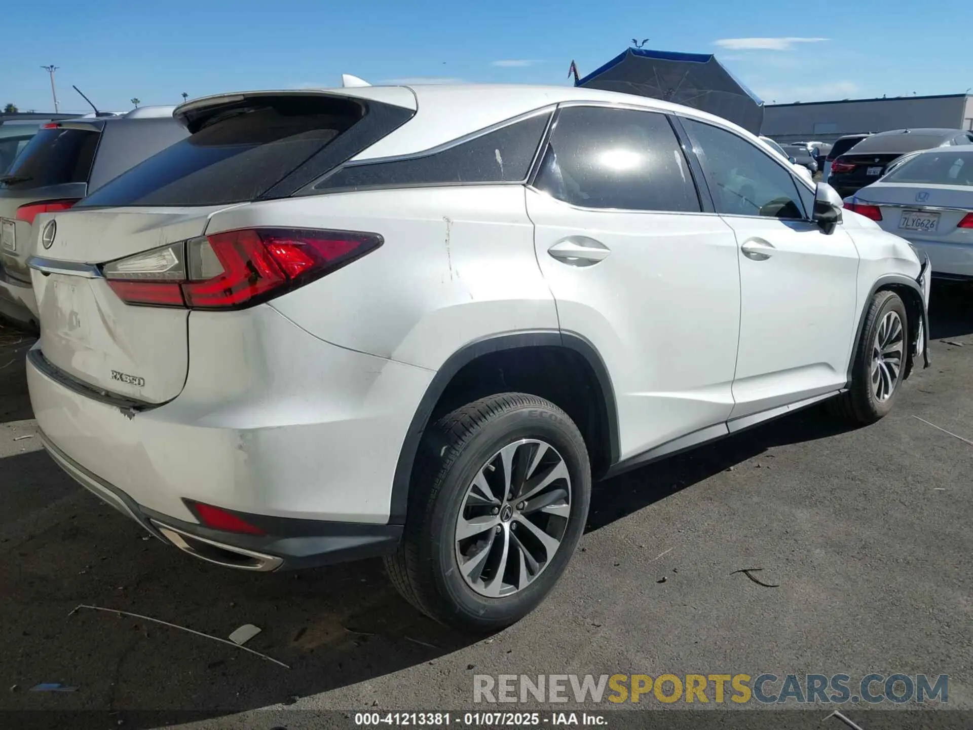 4 fotografías del automóvil dañado 2T2AZMAA0MC206743 LEXUS RX 350 2021