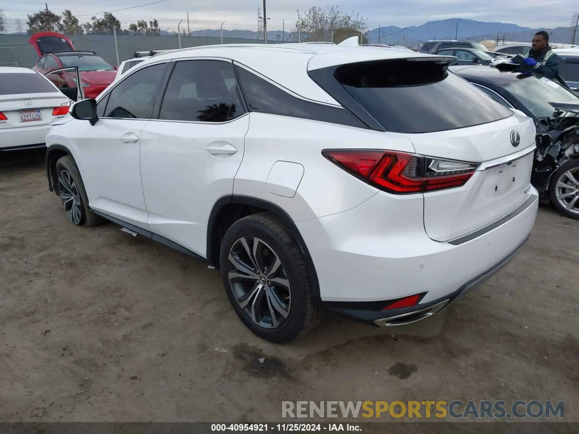 3 fotografías del automóvil dañado 2T2HZMAA2MC188583 LEXUS RX 350 2021