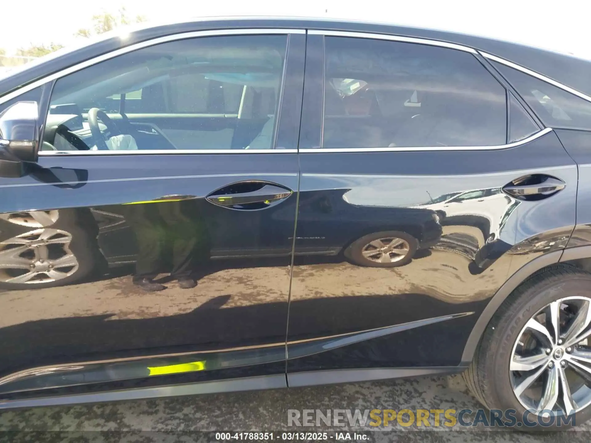 14 fotografías del automóvil dañado 2T2HZMAA7MC191981 LEXUS RX 350 2021