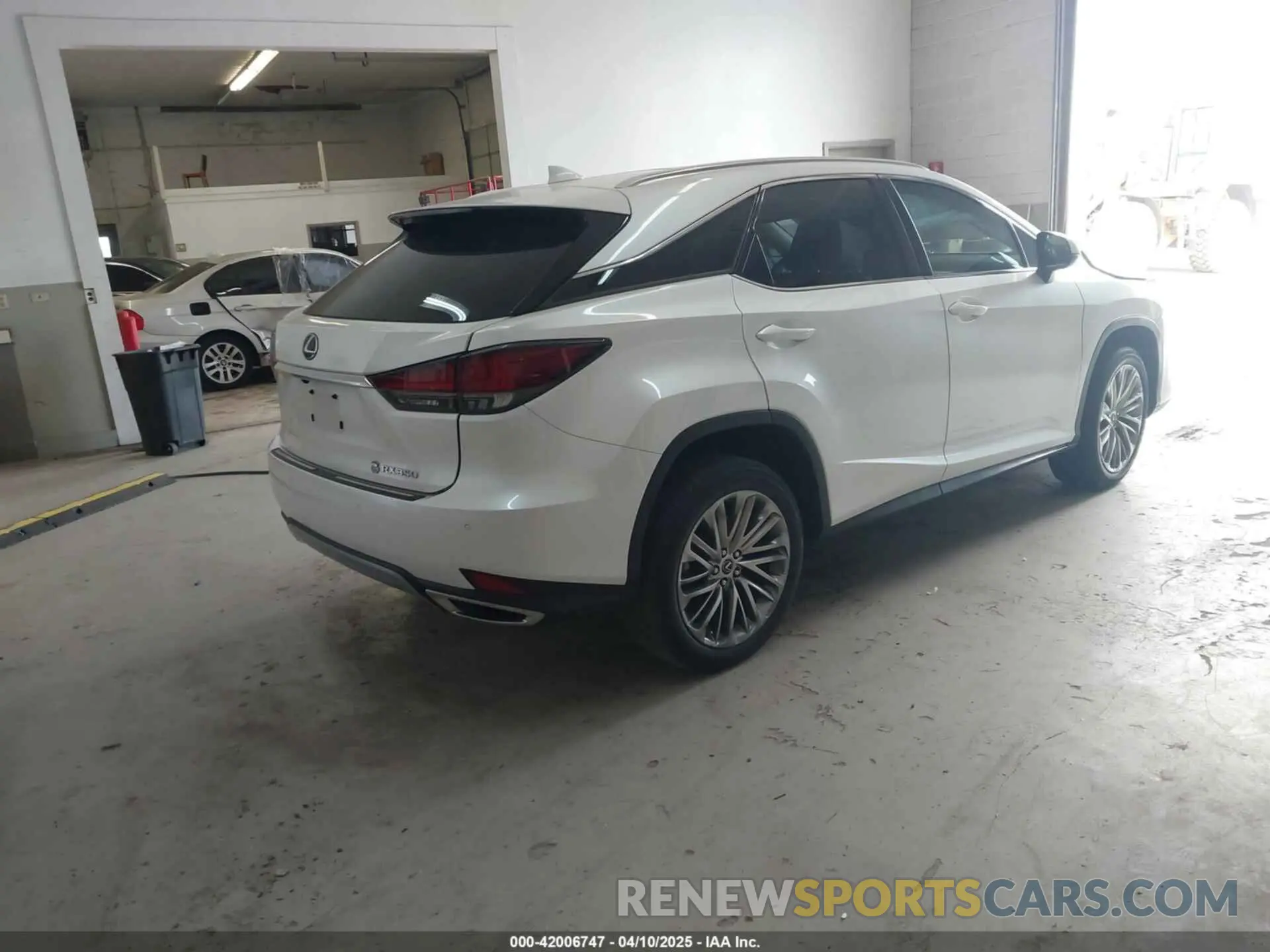 4 fotografías del automóvil dañado 2T2JZMDA0MC295323 LEXUS RX 350 2021
