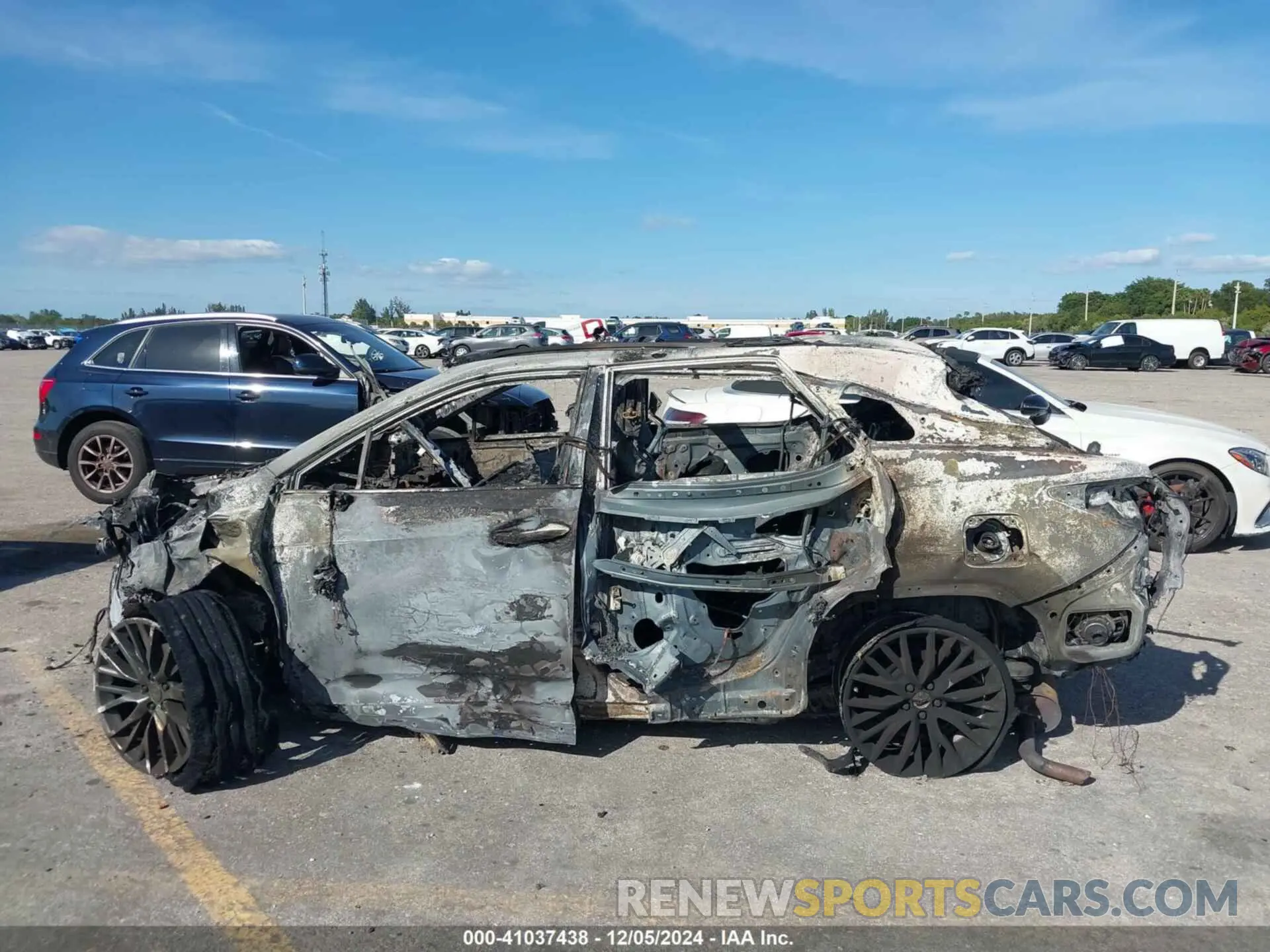 13 fotografías del automóvil dañado 2T2YZMDA5MC288530 LEXUS RX 350 2021