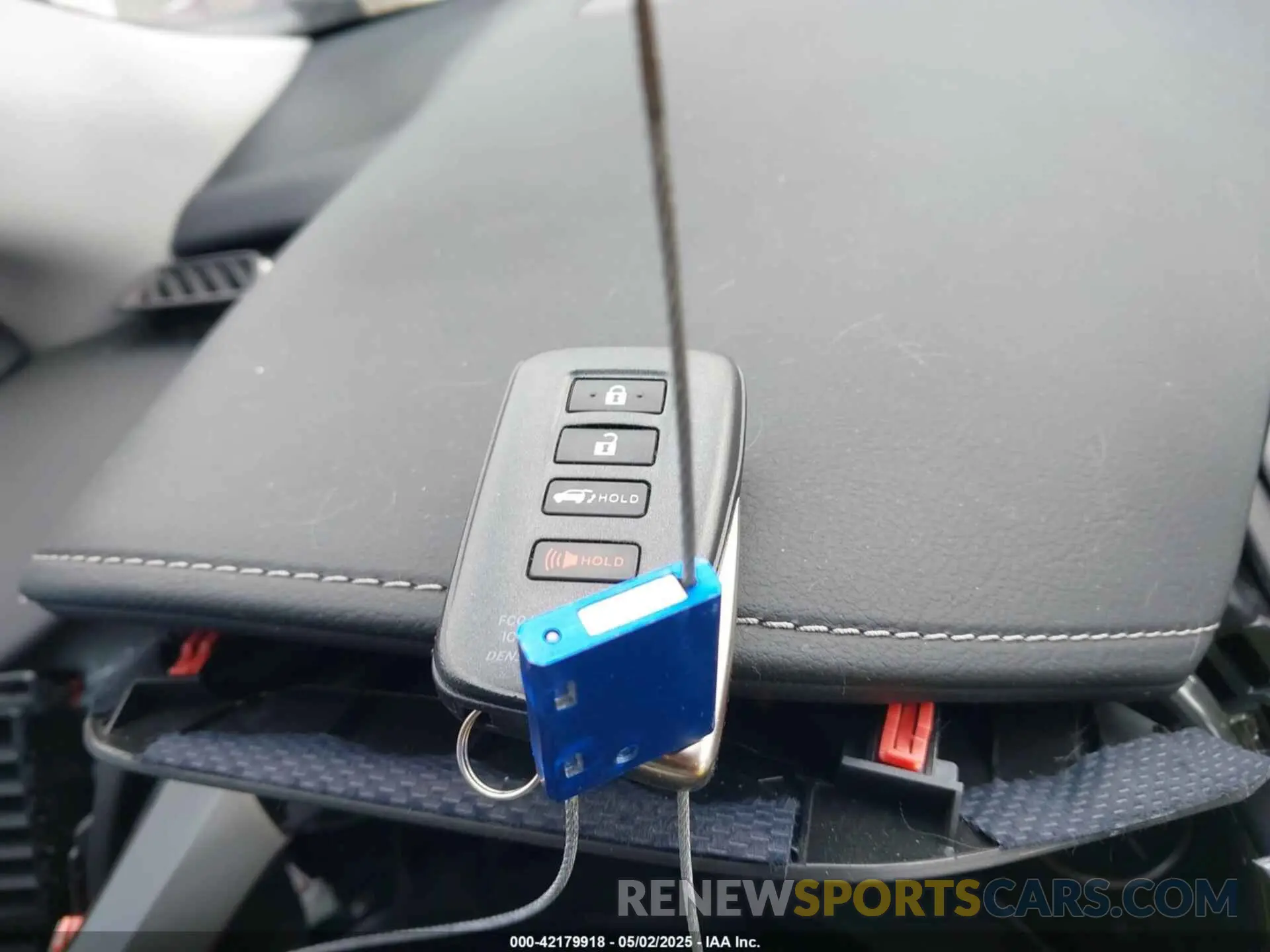 11 fotografías del automóvil dañado 2T2HZMAA0NC256932 LEXUS RX 350 2022