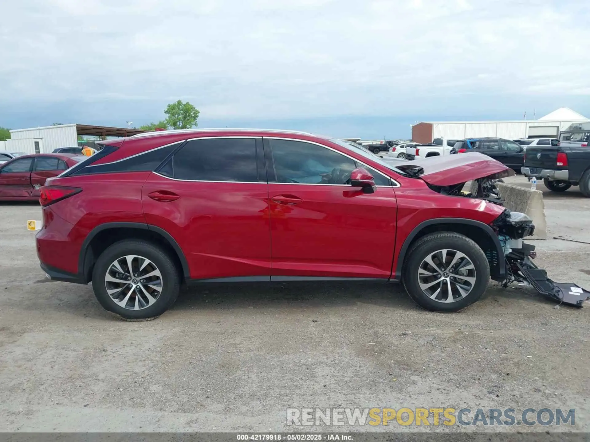 13 fotografías del automóvil dañado 2T2HZMAA0NC256932 LEXUS RX 350 2022
