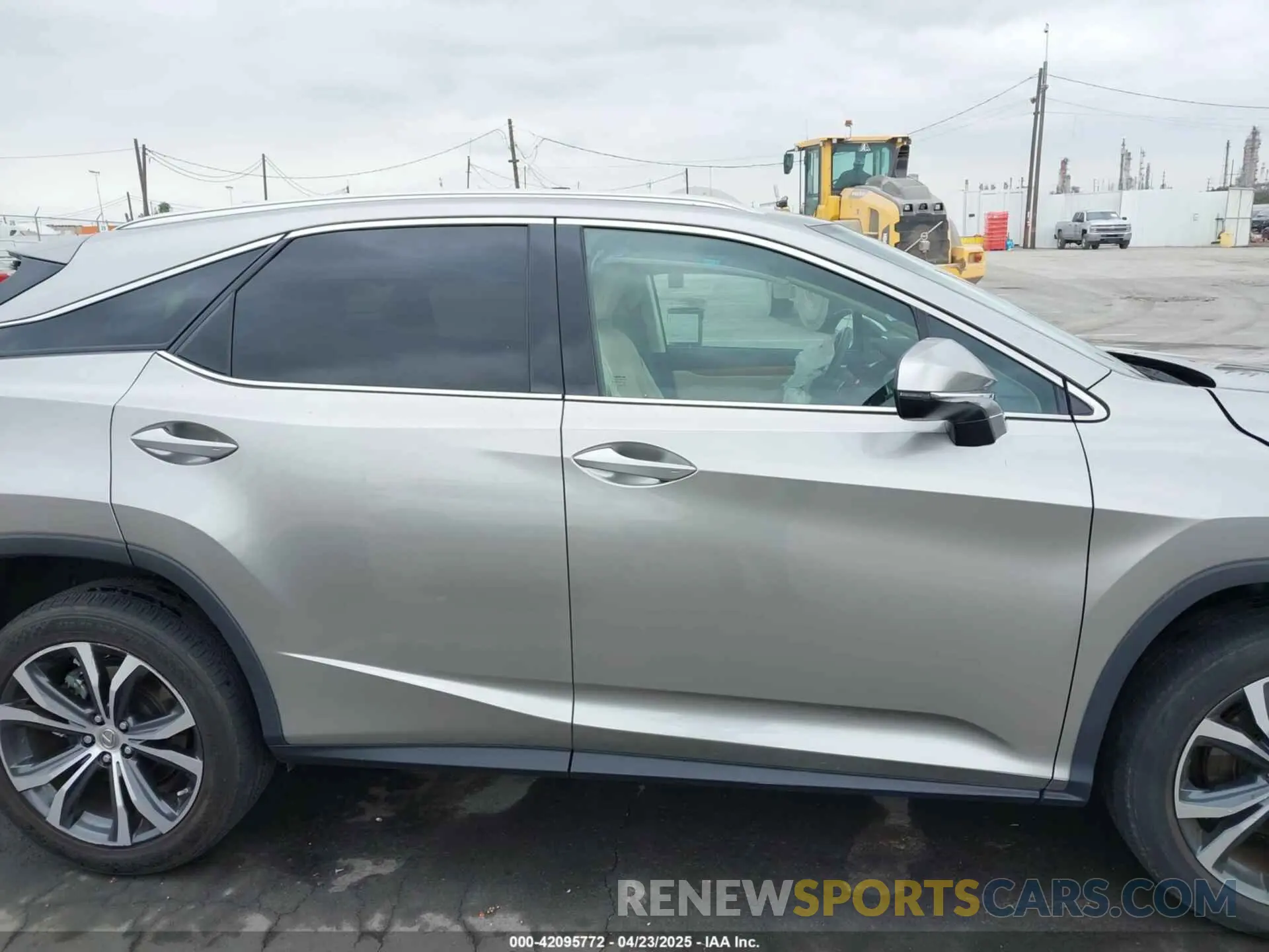 13 fotografías del automóvil dañado 2T2HZMAA1NC241789 LEXUS RX 350 2022