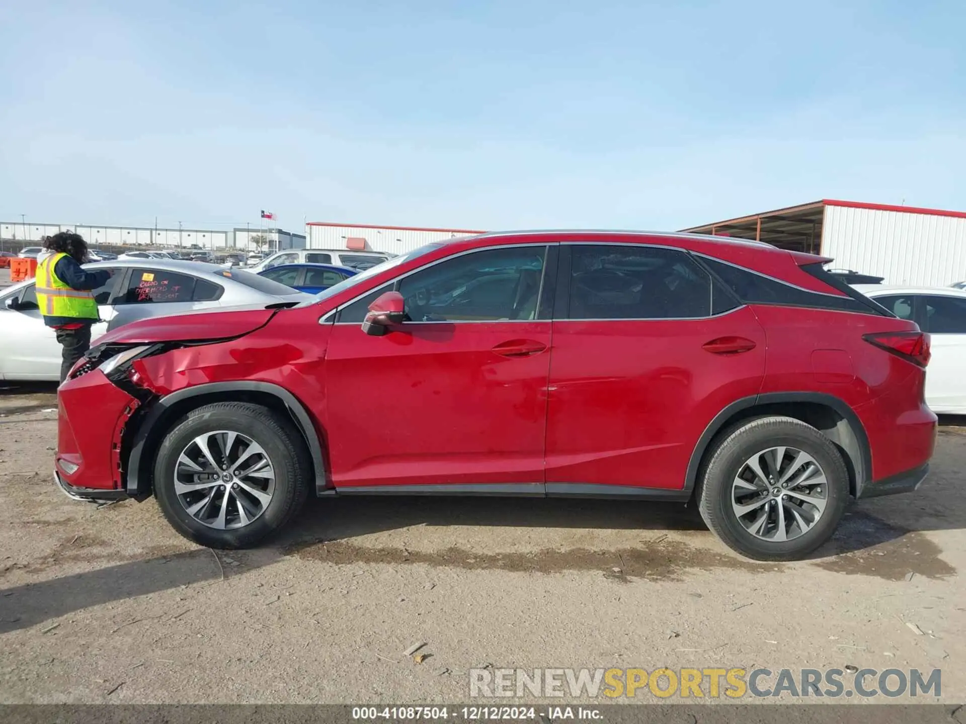 14 fotografías del automóvil dañado 2T2HZMAA3NC222600 LEXUS RX 350 2022