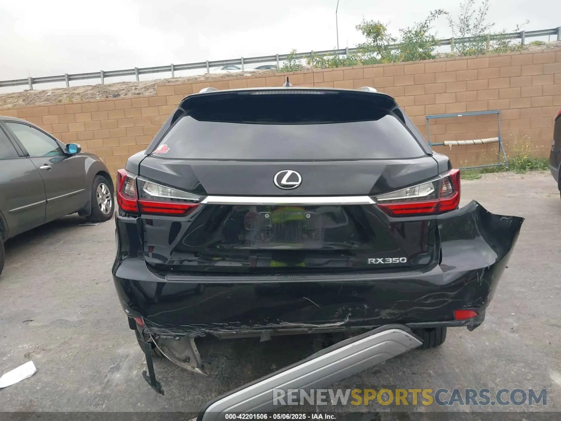 15 fotografías del automóvil dañado 2T2HZMAA3NC255337 LEXUS RX 350 2022